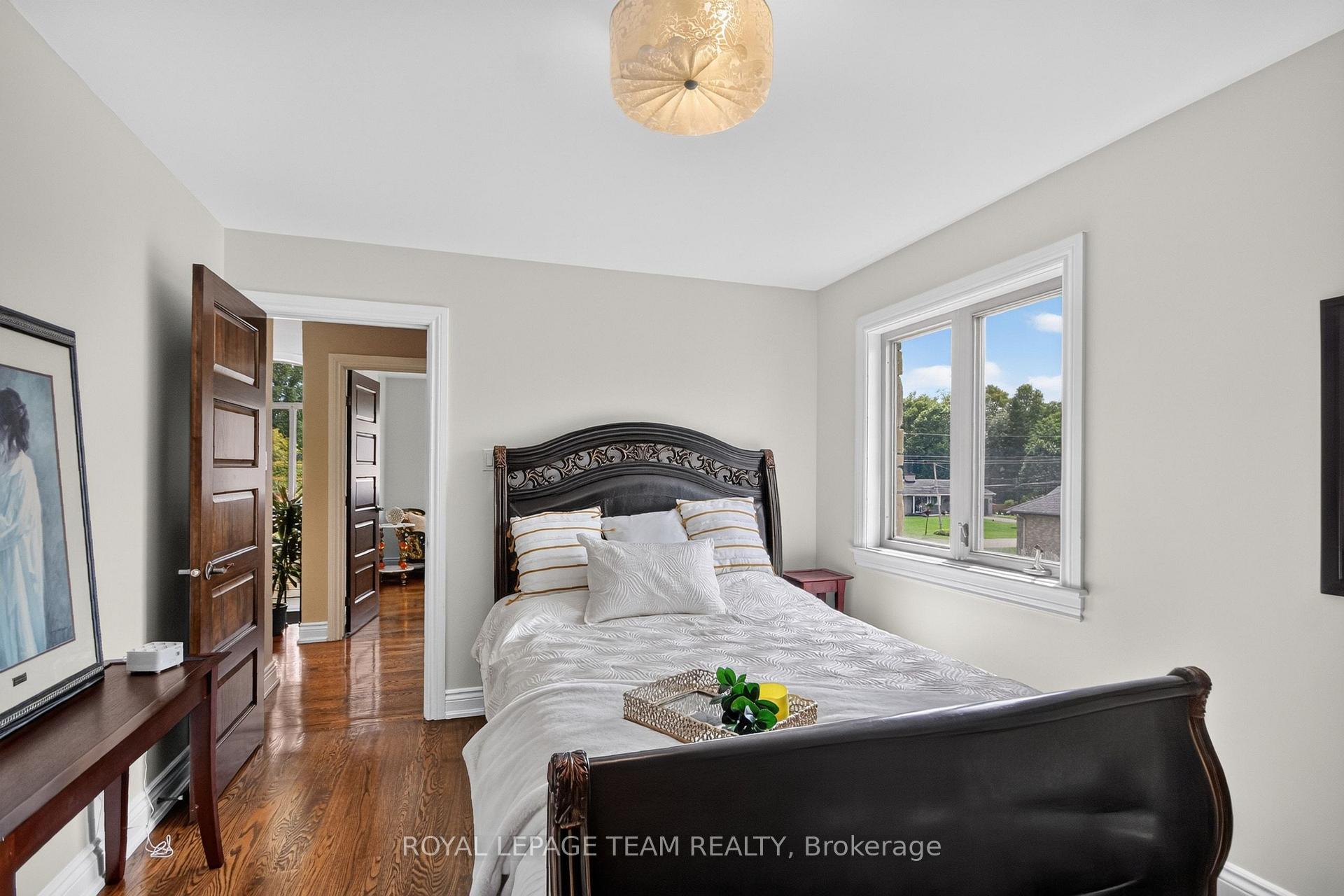 Photo 14 of 1425 Balmoral Drive, Ottawa, Cedardale — HOMEH