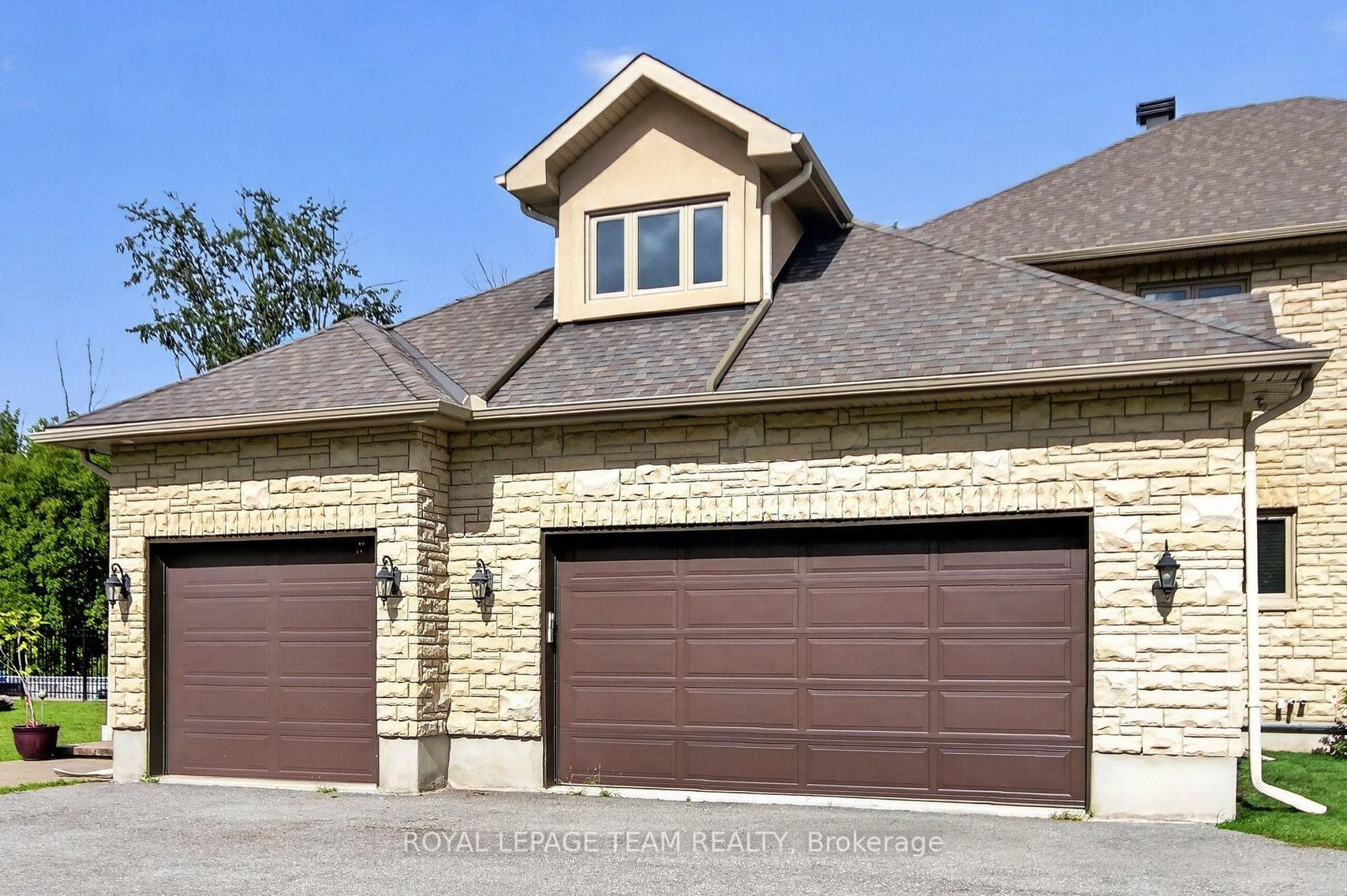Photo 17 of 1425 Balmoral Drive, Ottawa, Cedardale — HOMEH