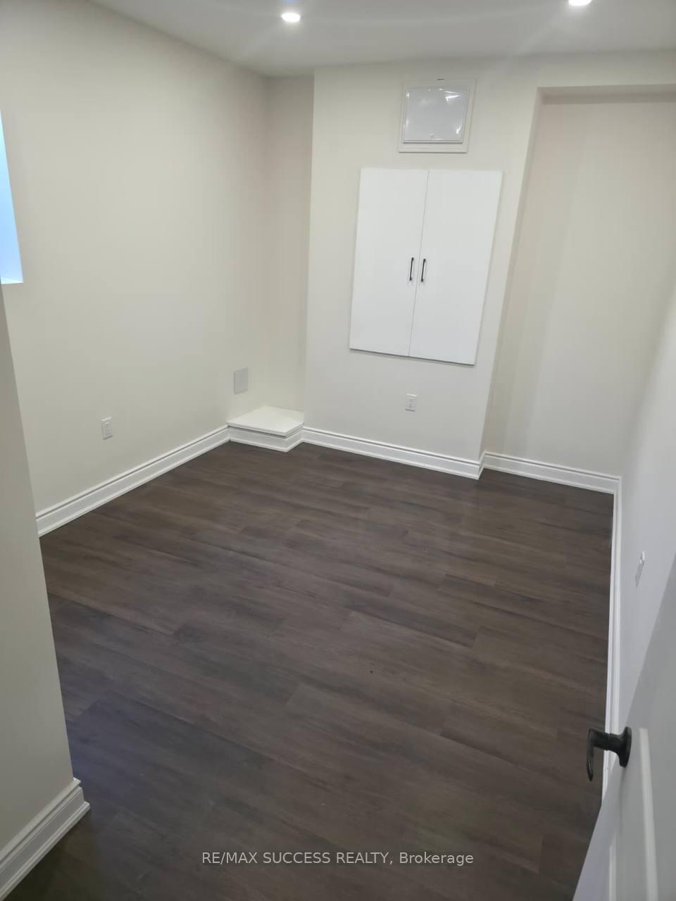 Photo 5 of Unit LOWER, 1407 Hearns Place, Milton, Bowes — HOMEH