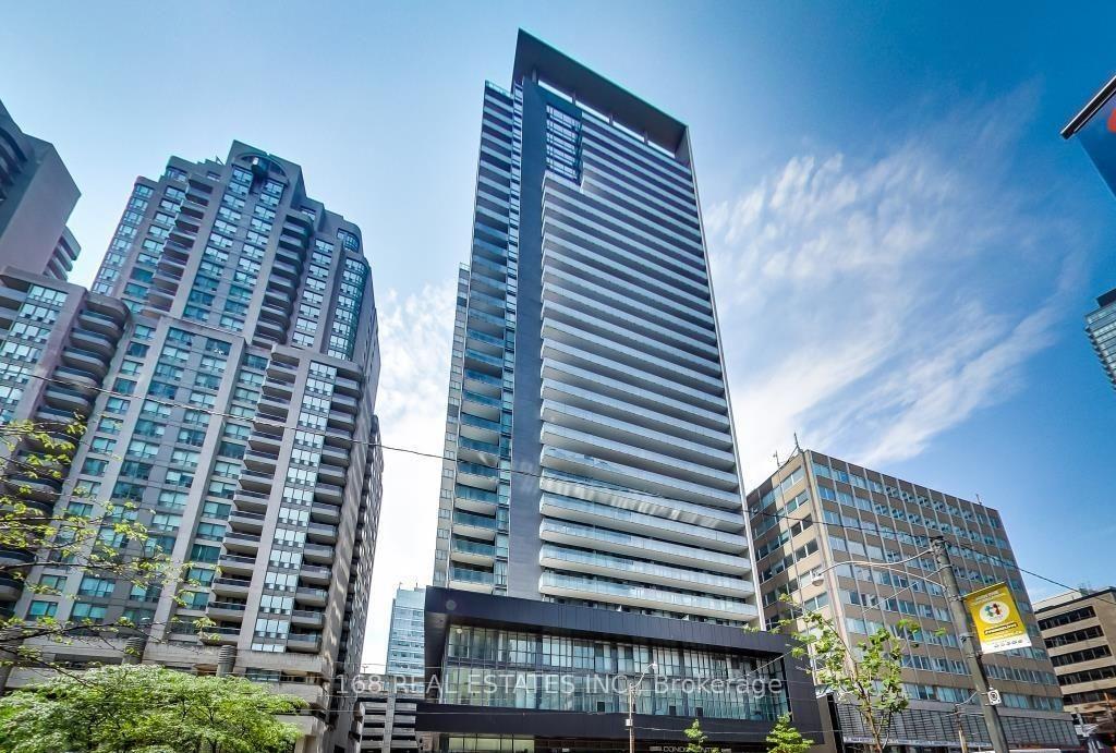 Front of Unit 2307, 770 Bay Street