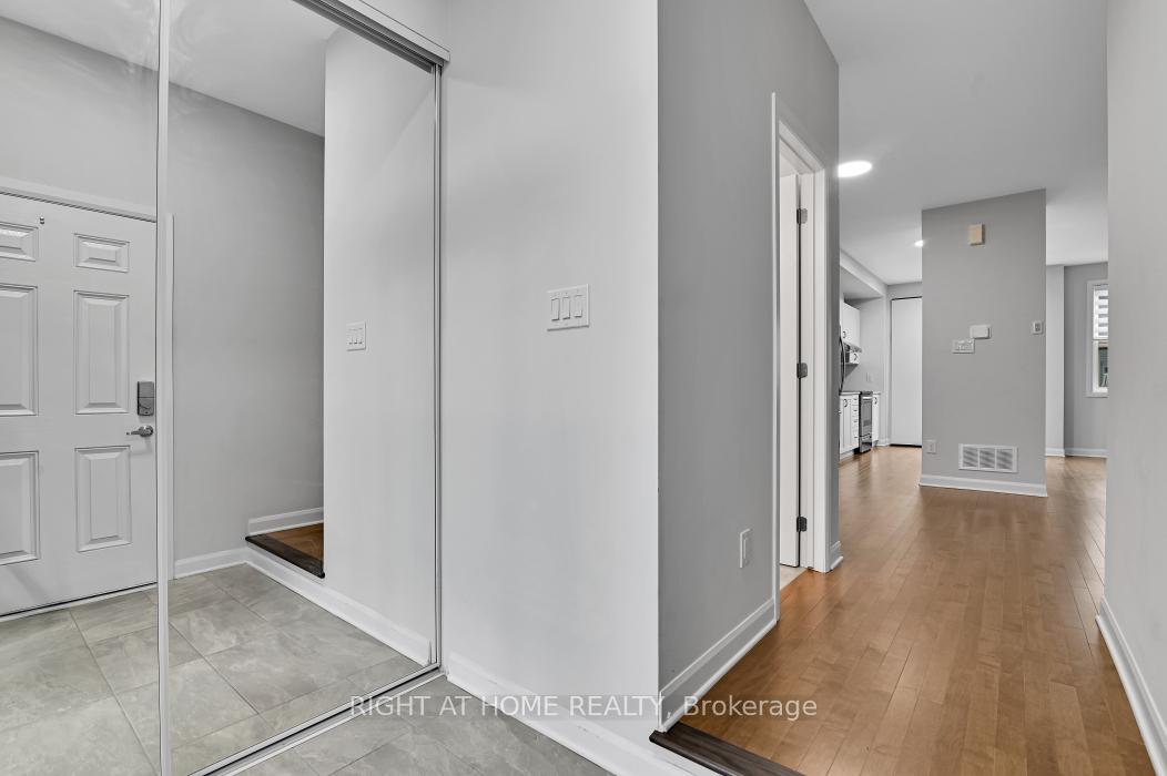 Photo 3 of 306 Guppy Grove, Ottawa, Avalon West — HOMEH