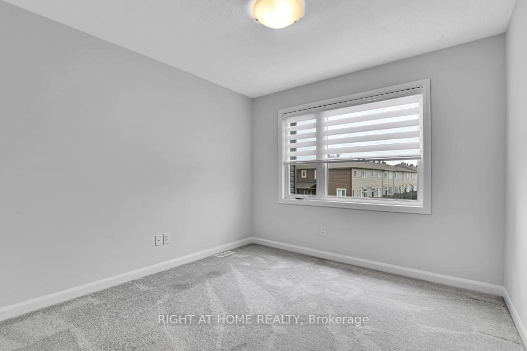 Photo 21 of 306 Guppy Grove, Ottawa, Avalon West — HOMEH
