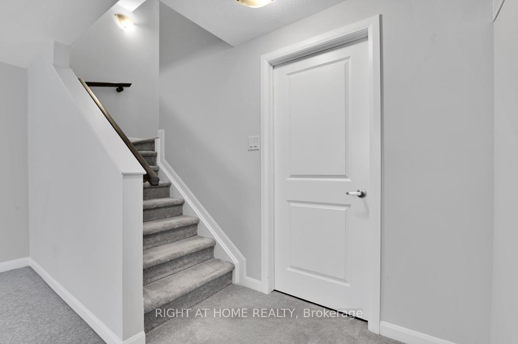 Photo 25 of 306 Guppy Grove, Ottawa, Avalon West — HOMEH
