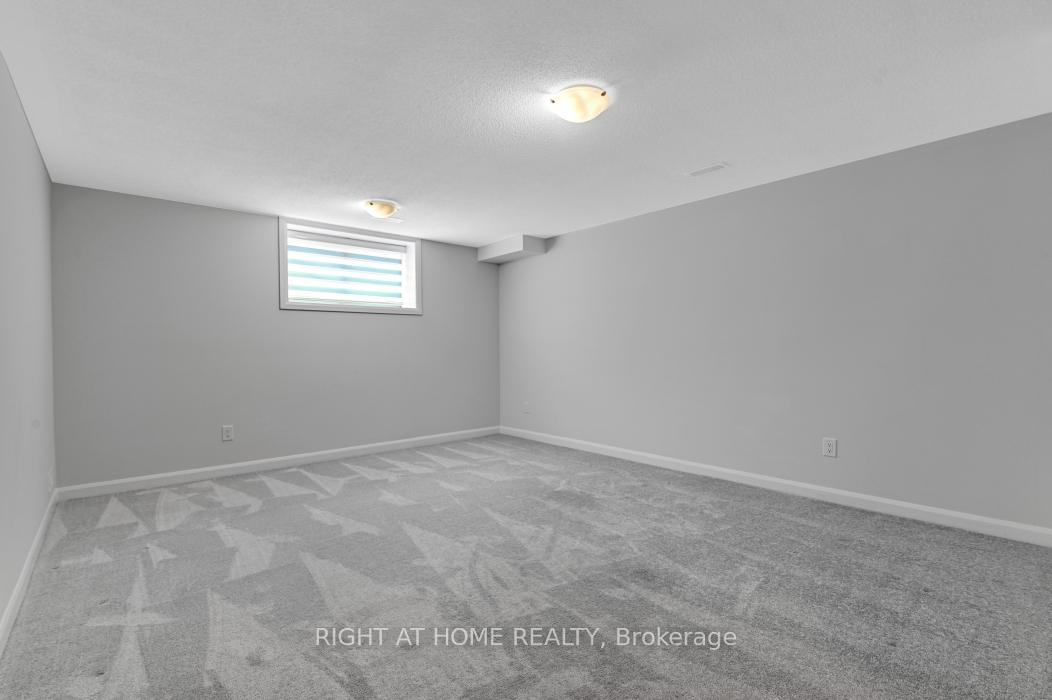 Photo 26 of 306 Guppy Grove, Ottawa, Avalon West — HOMEH