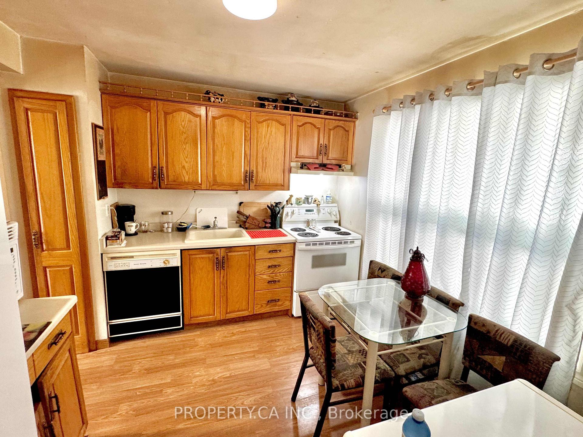 Photo 5 of 296 Wilson Drive, Milton, Dorset Park — HOMEH