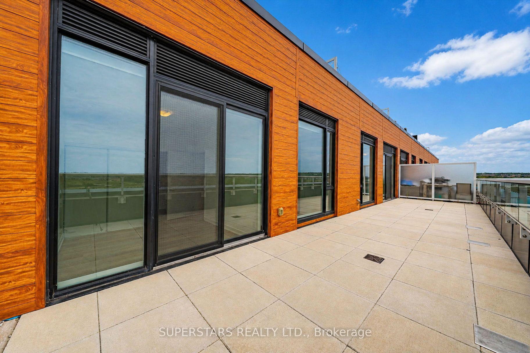 Photo 2 of Unit 906, 6 David Eyer Road, Richmond Hill, Rural Richmond Hill — HOMEH