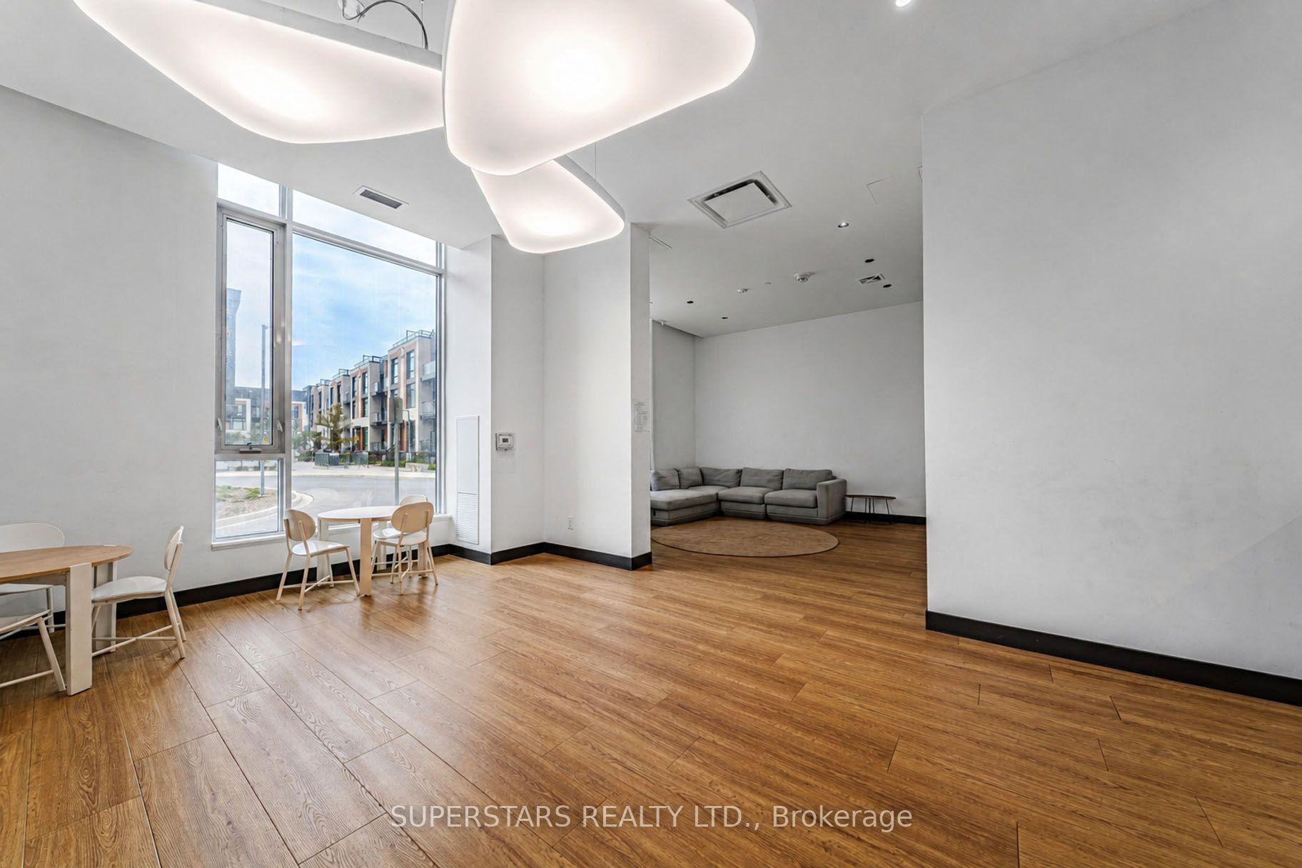Photo 20 of Unit 906, 6 David Eyer Road, Richmond Hill, Rural Richmond Hill — HOMEH