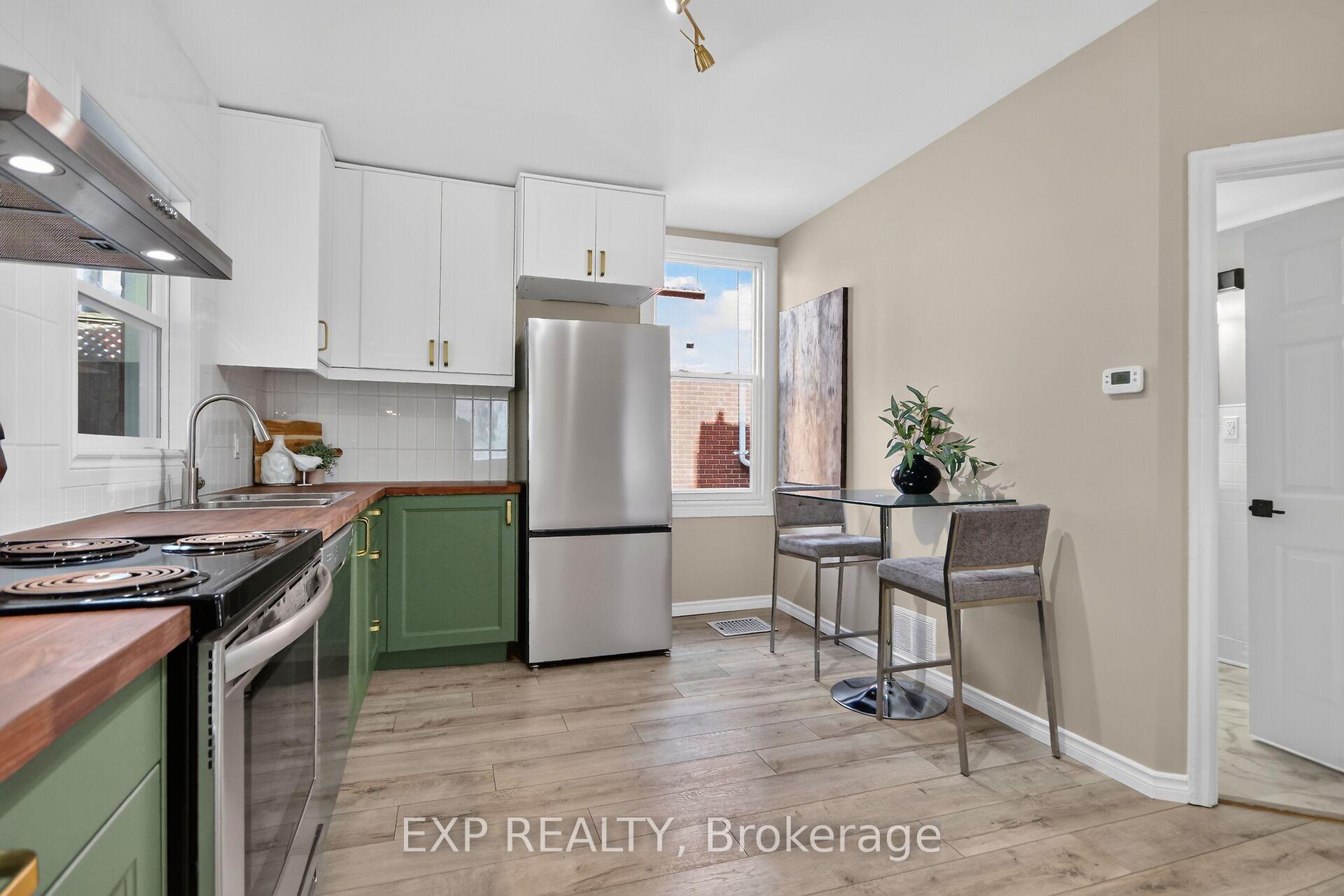 Photo 13 of 86 Daniel Street N, Arnprior, Arnprior — HOMEH