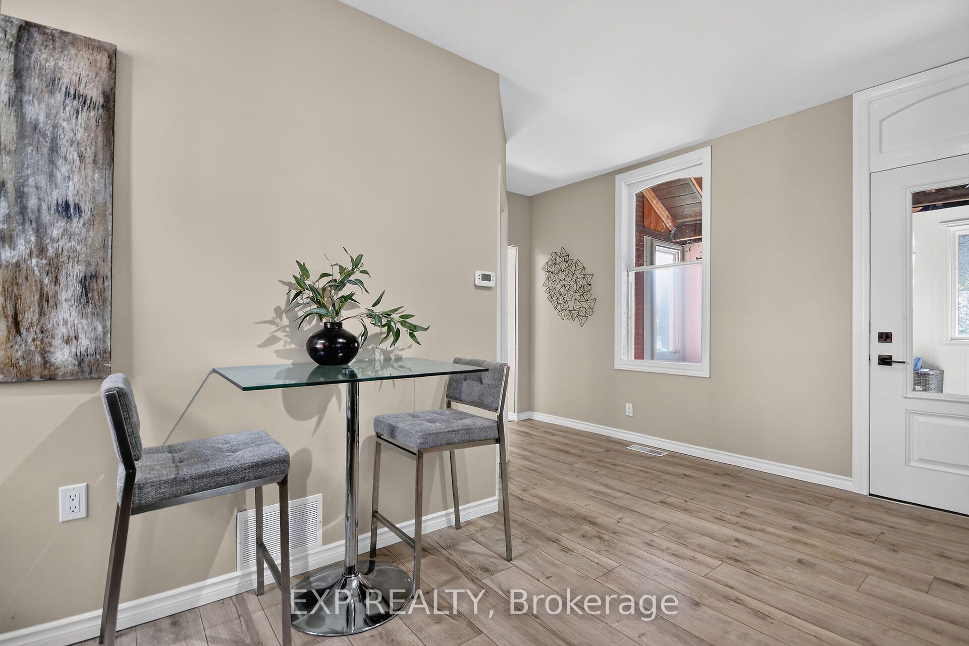 Photo 14 of 86 Daniel Street N, Arnprior, Arnprior — HOMEH