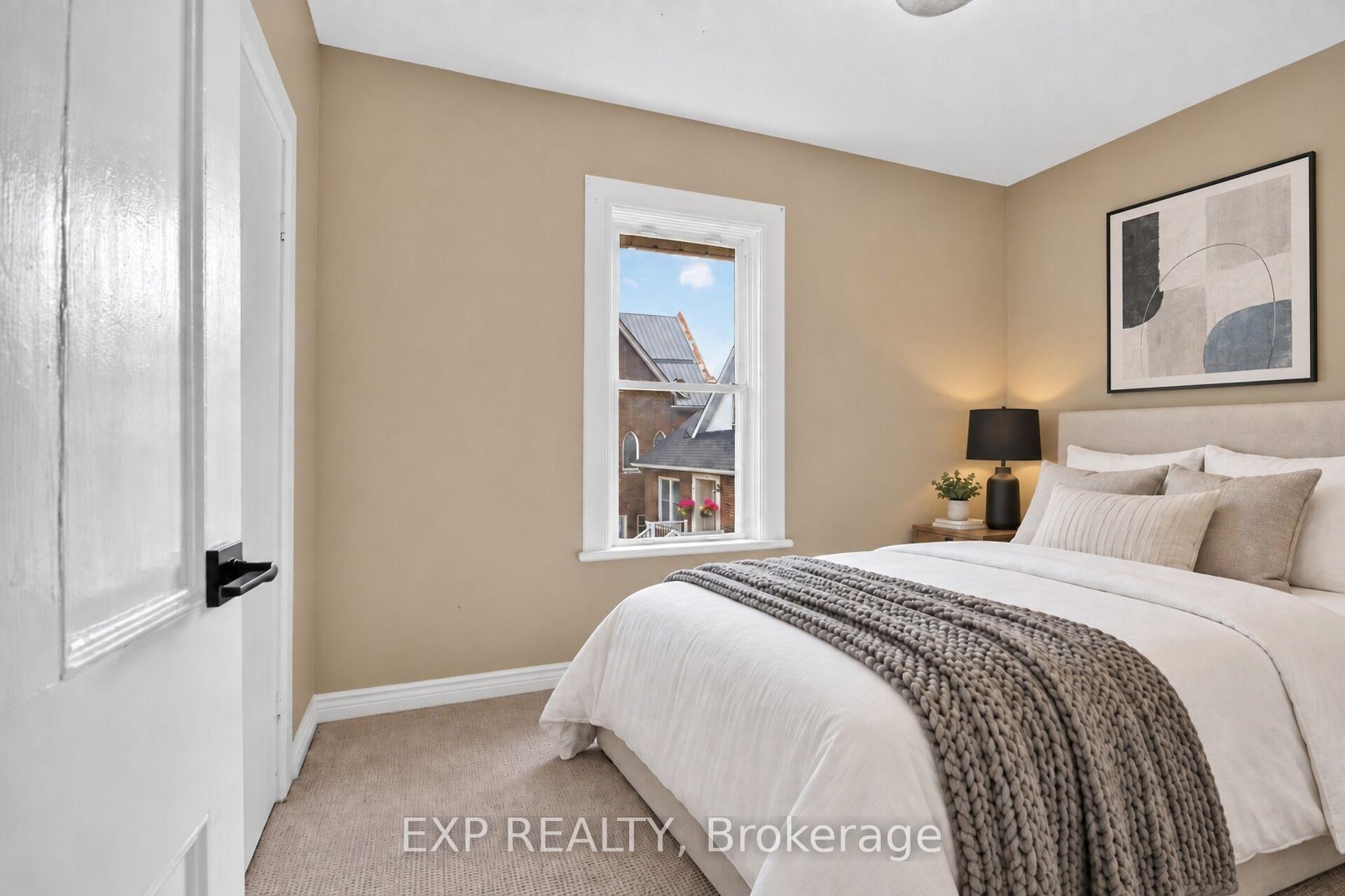 Photo 30 of 86 Daniel Street N, Arnprior, Arnprior — HOMEH