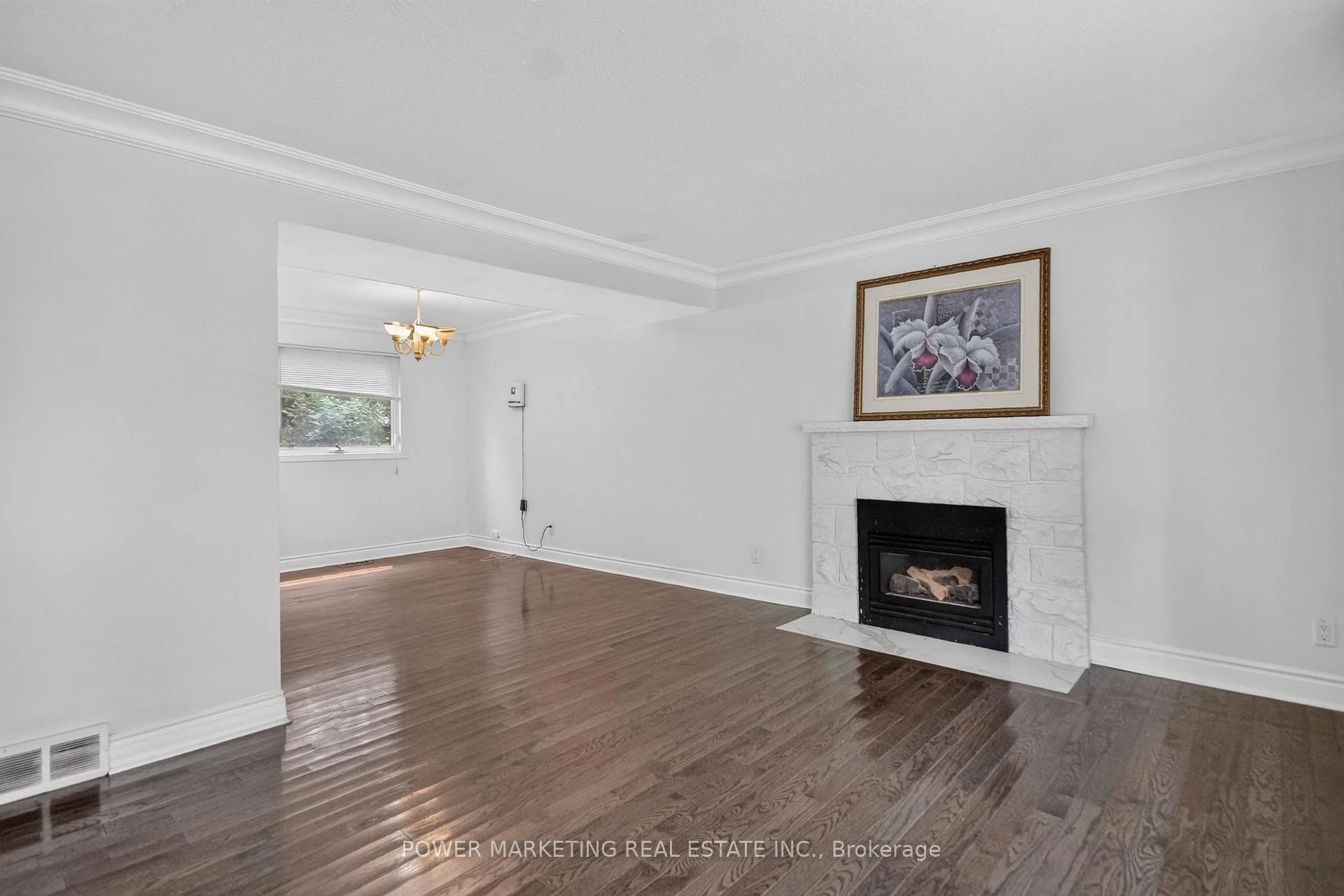 Photo 20 of 58 Aero Drive, Ottawa, Lakeview Park — HOMEH