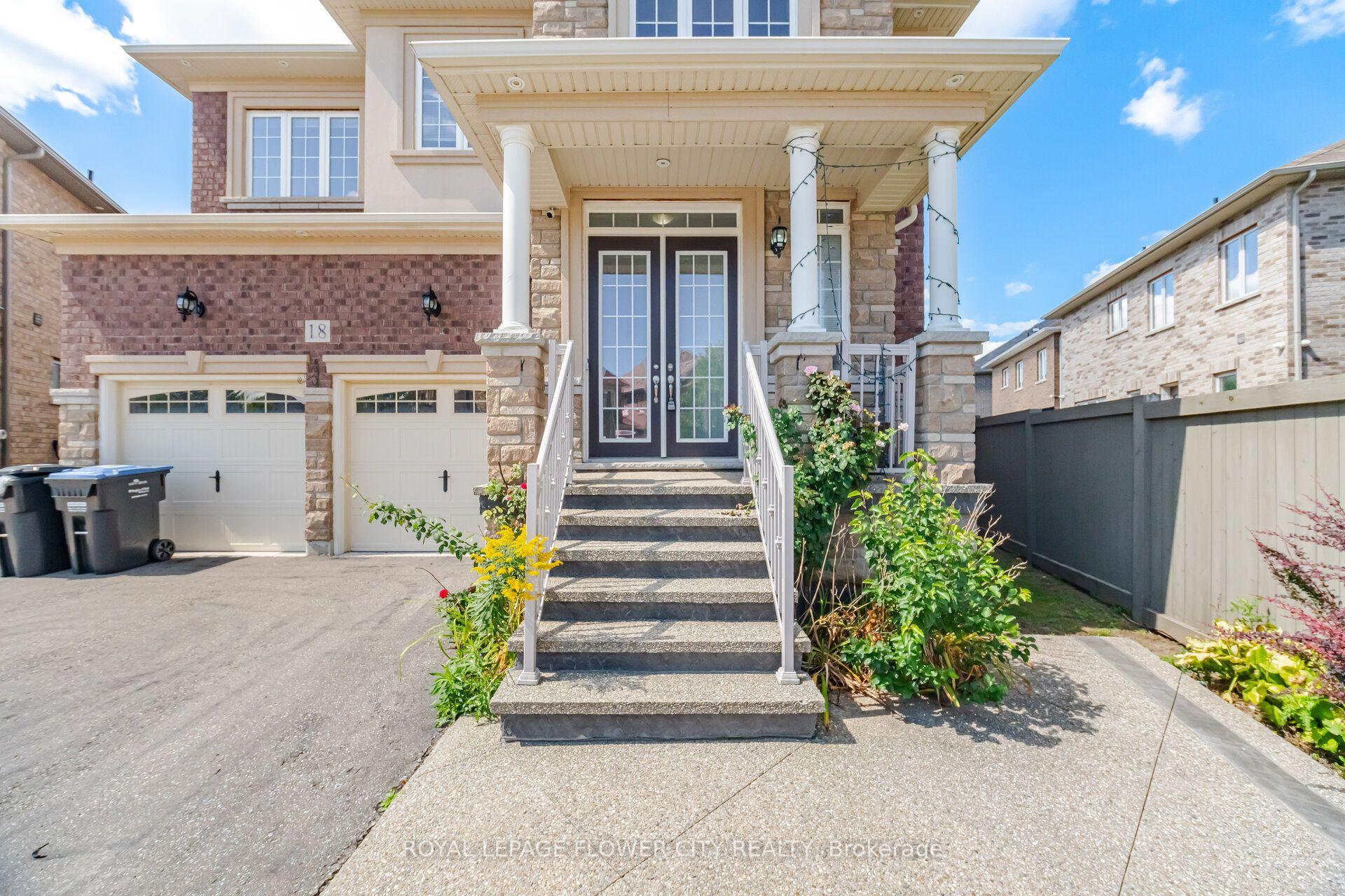Photo 3 of 18 Malpass Street, Brampton, Northwest Brampton — HOMEH
