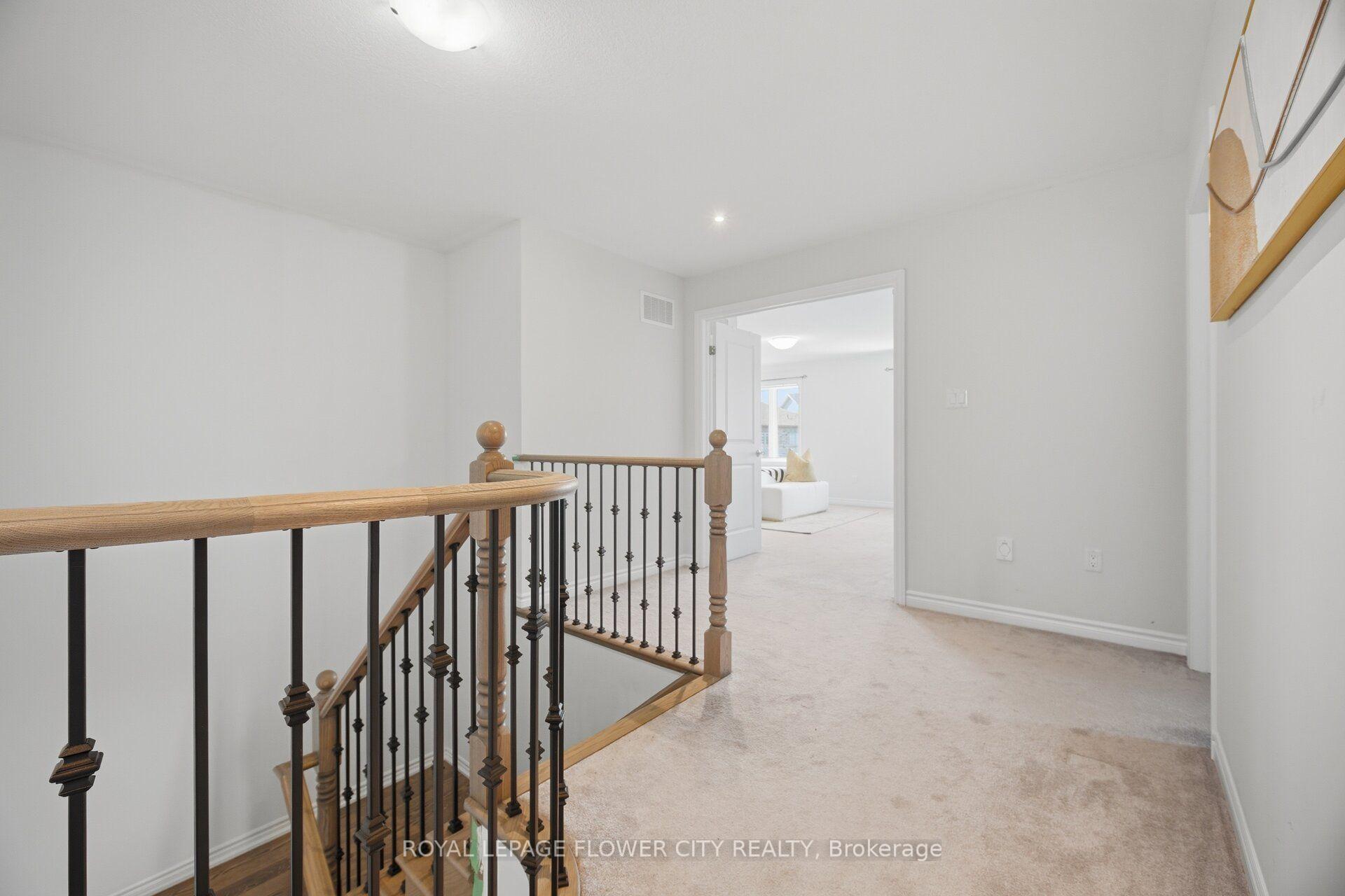 Photo 25 of 18 Malpass Street, Brampton, Northwest Brampton — HOMEH