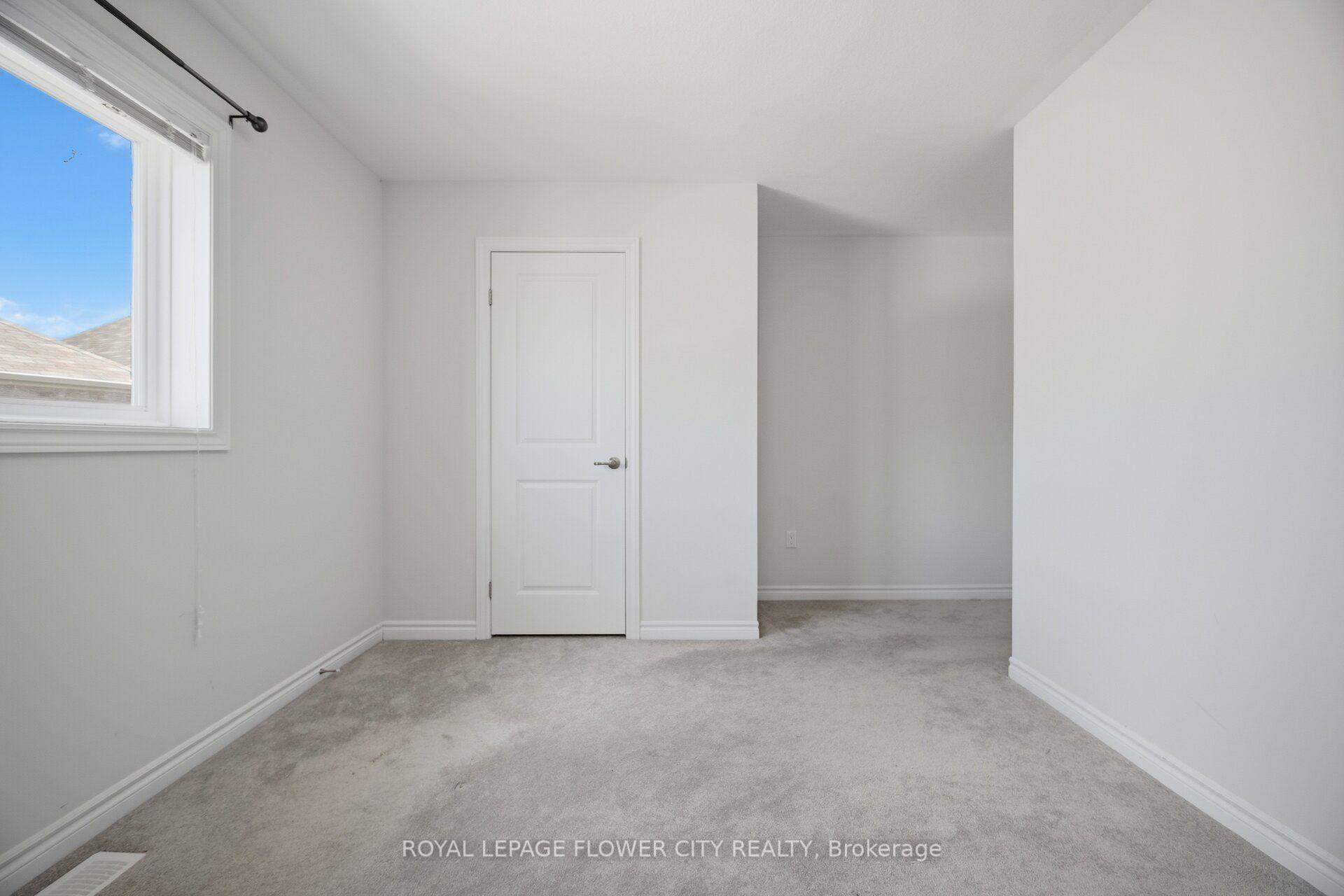 Photo 35 of 18 Malpass Street, Brampton, Northwest Brampton — HOMEH