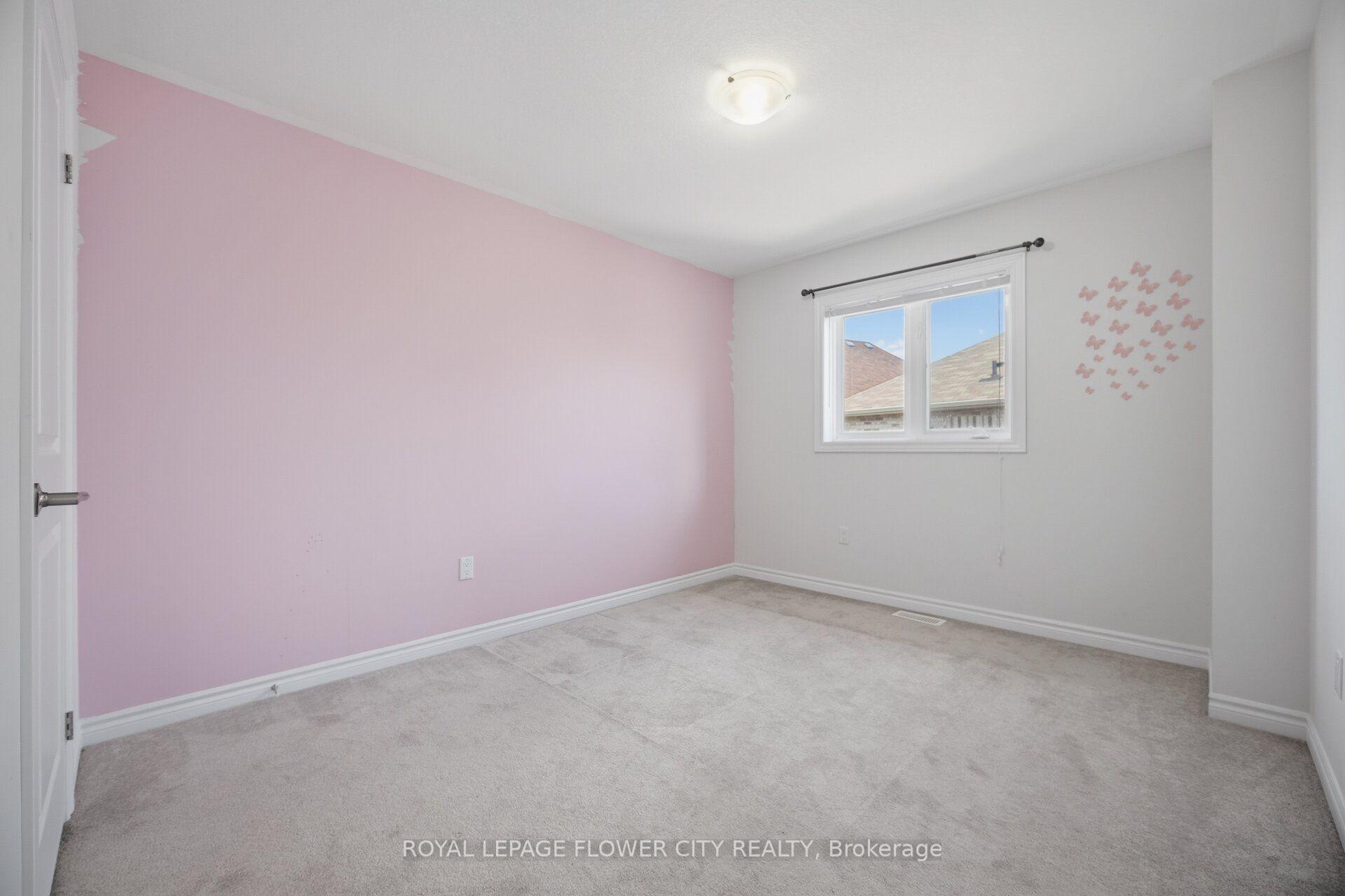 Photo 37 of 18 Malpass Street, Brampton, Northwest Brampton — HOMEH