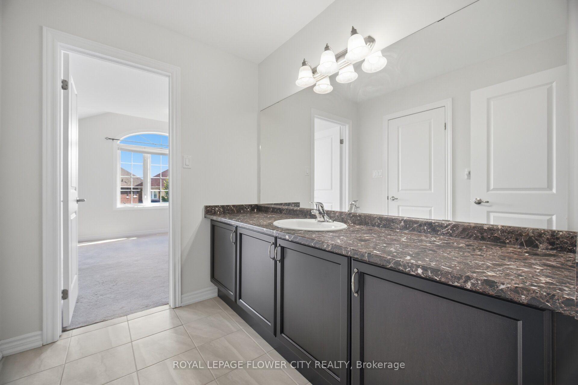 Photo 39 of 18 Malpass Street, Brampton, Northwest Brampton — HOMEH