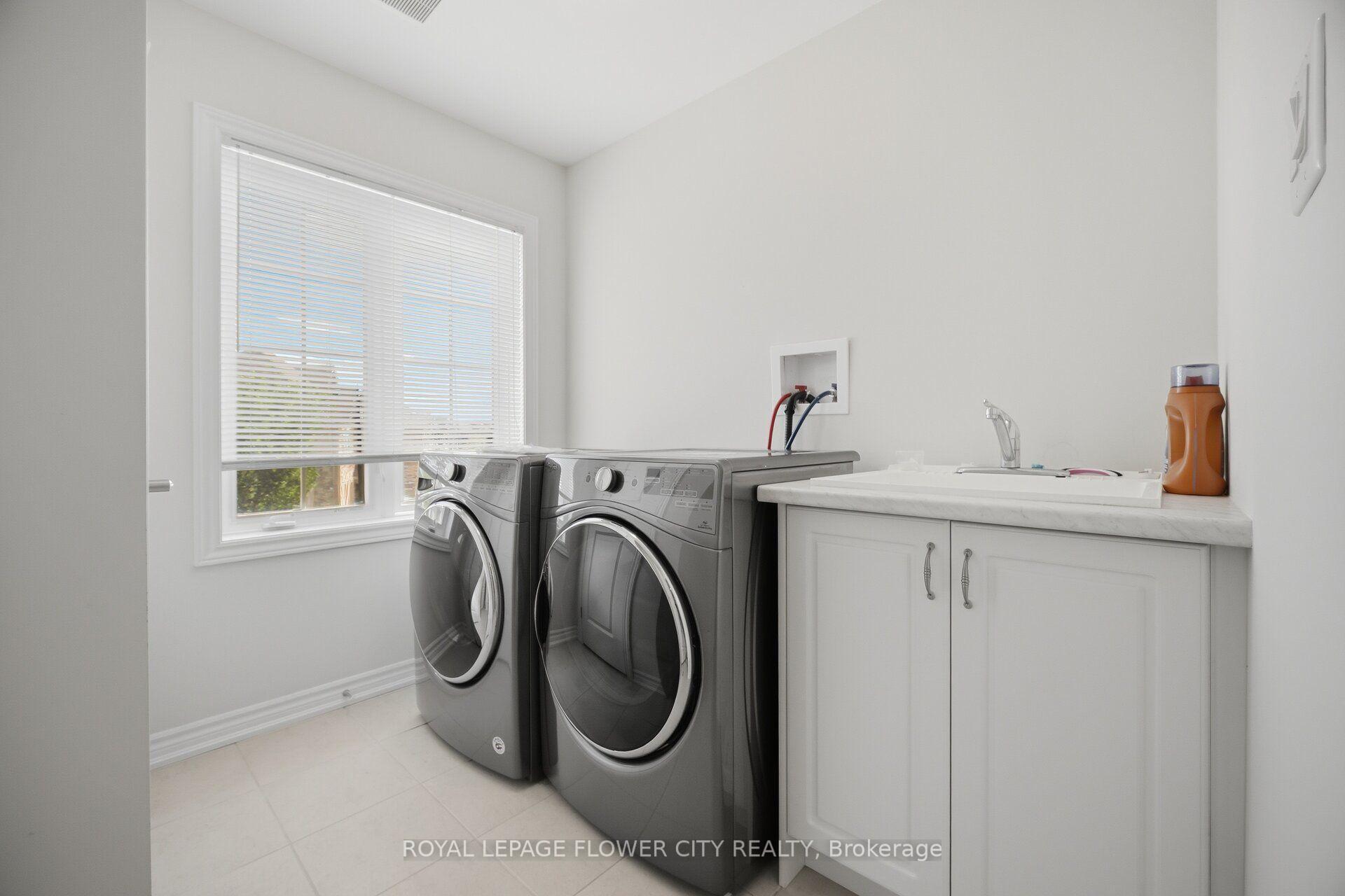 Photo 44 of 18 Malpass Street, Brampton, Northwest Brampton — HOMEH