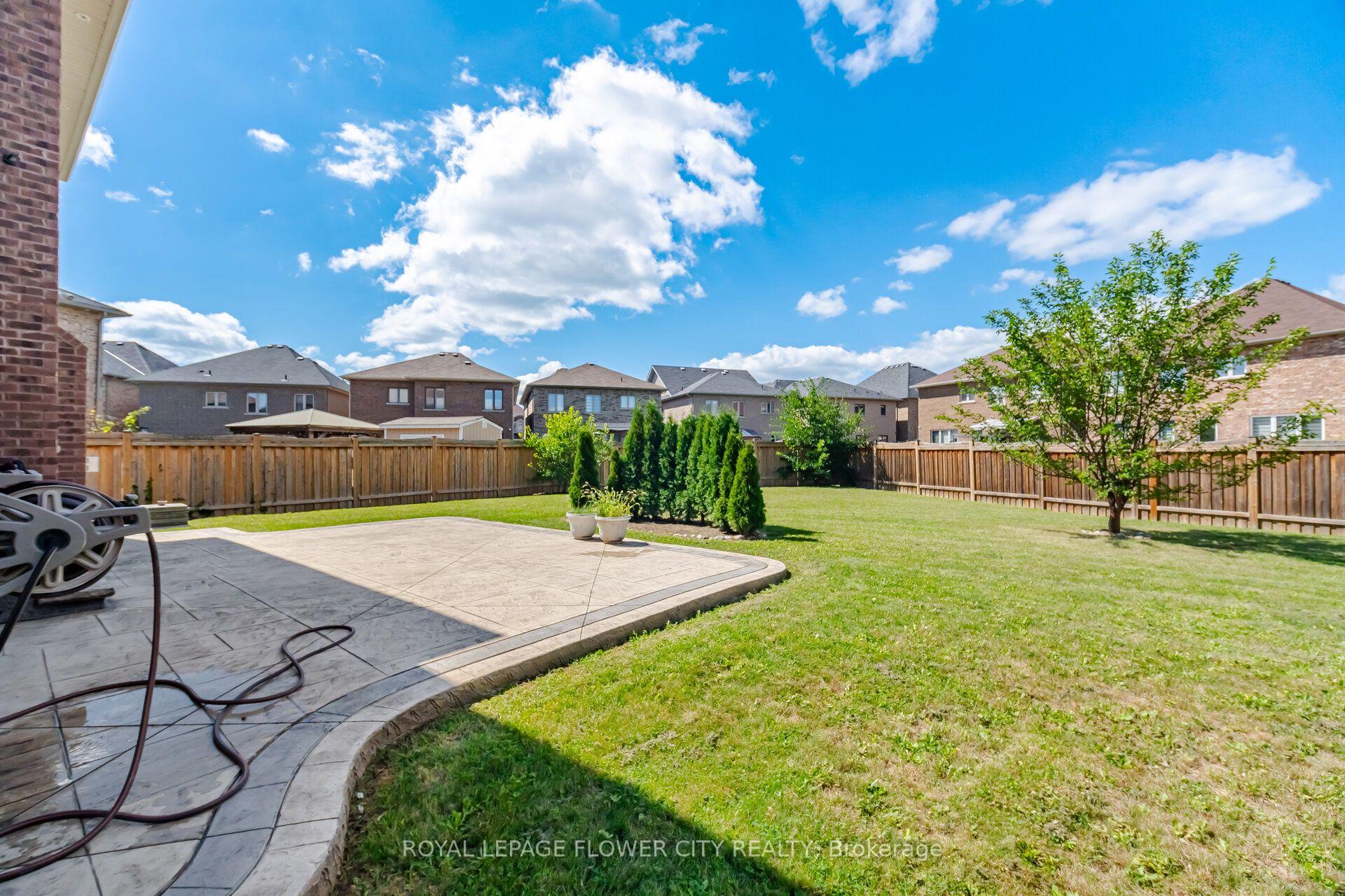 Photo 46 of 18 Malpass Street, Brampton, Northwest Brampton — HOMEH