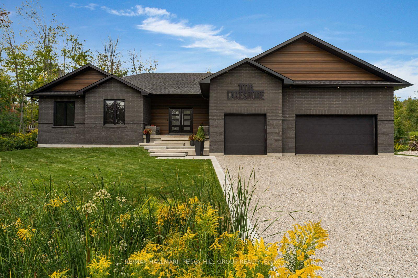 Photo 1 of 1016 Lakeshore Road E, Oro-Medonte, Rural Oro-Medonte — HOMEH