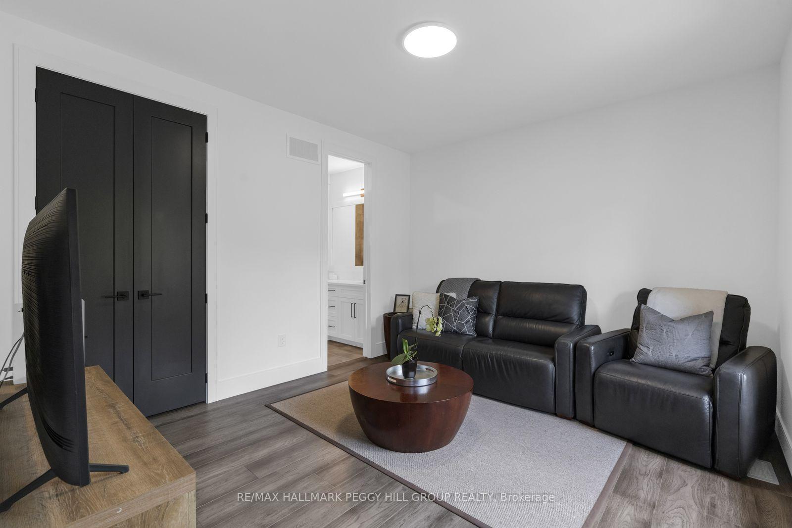 Photo 13 of 1016 Lakeshore Road E, Oro-Medonte, Rural Oro-Medonte — HOMEH