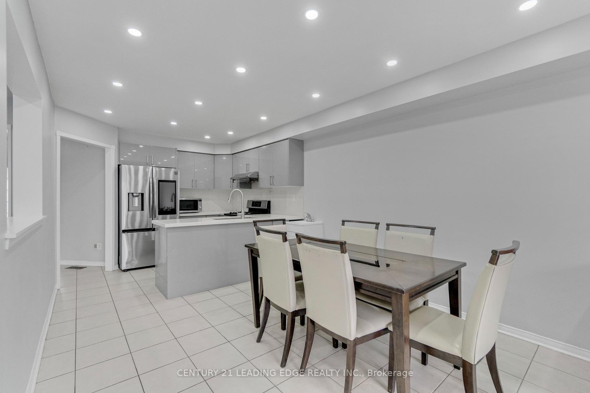 Photo 7 of 1296 Ashgrove Crescent, Oshawa, Pinecrest — HOMEH