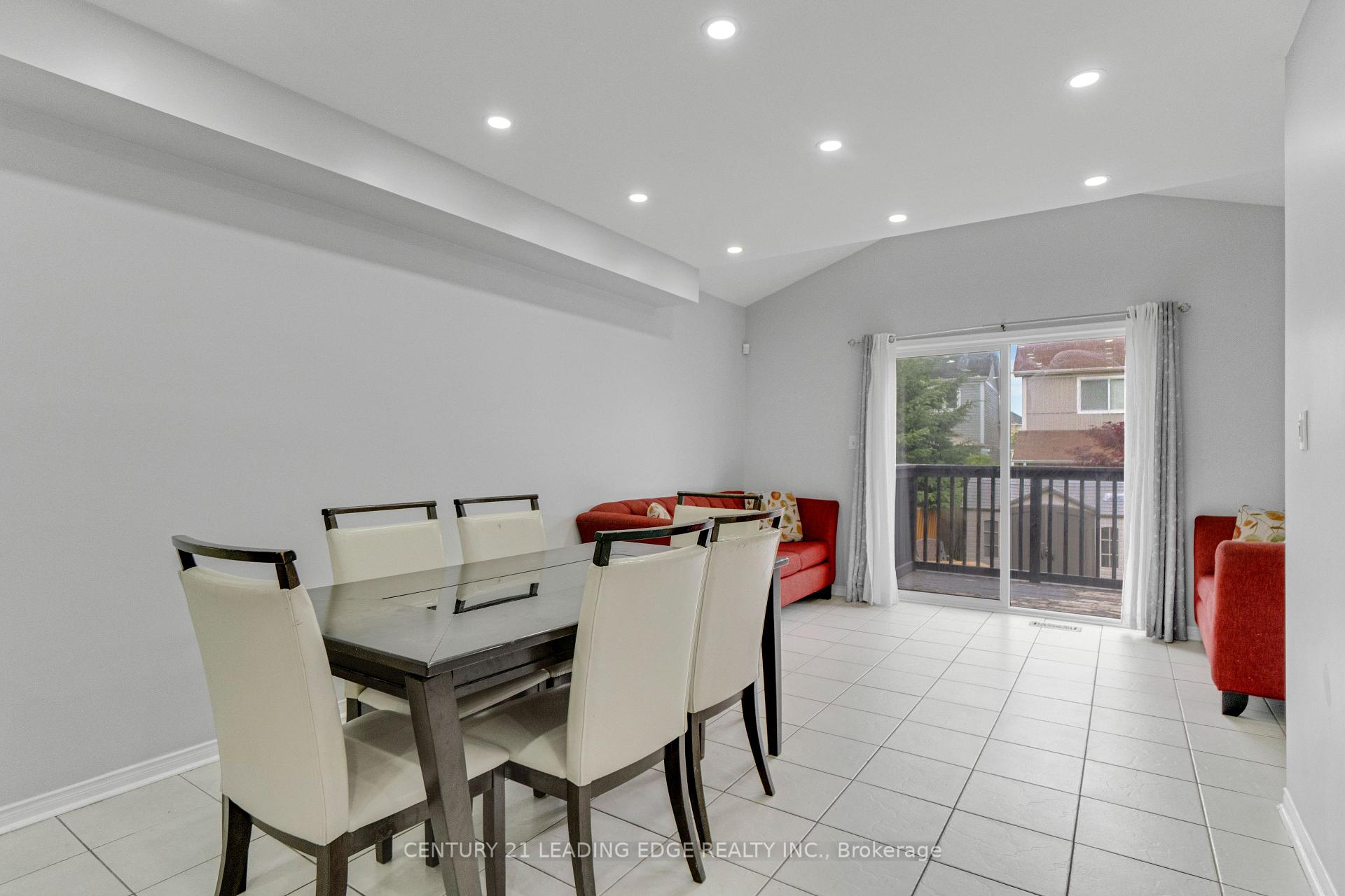 Photo 12 of 1296 Ashgrove Crescent, Oshawa, Pinecrest — HOMEH