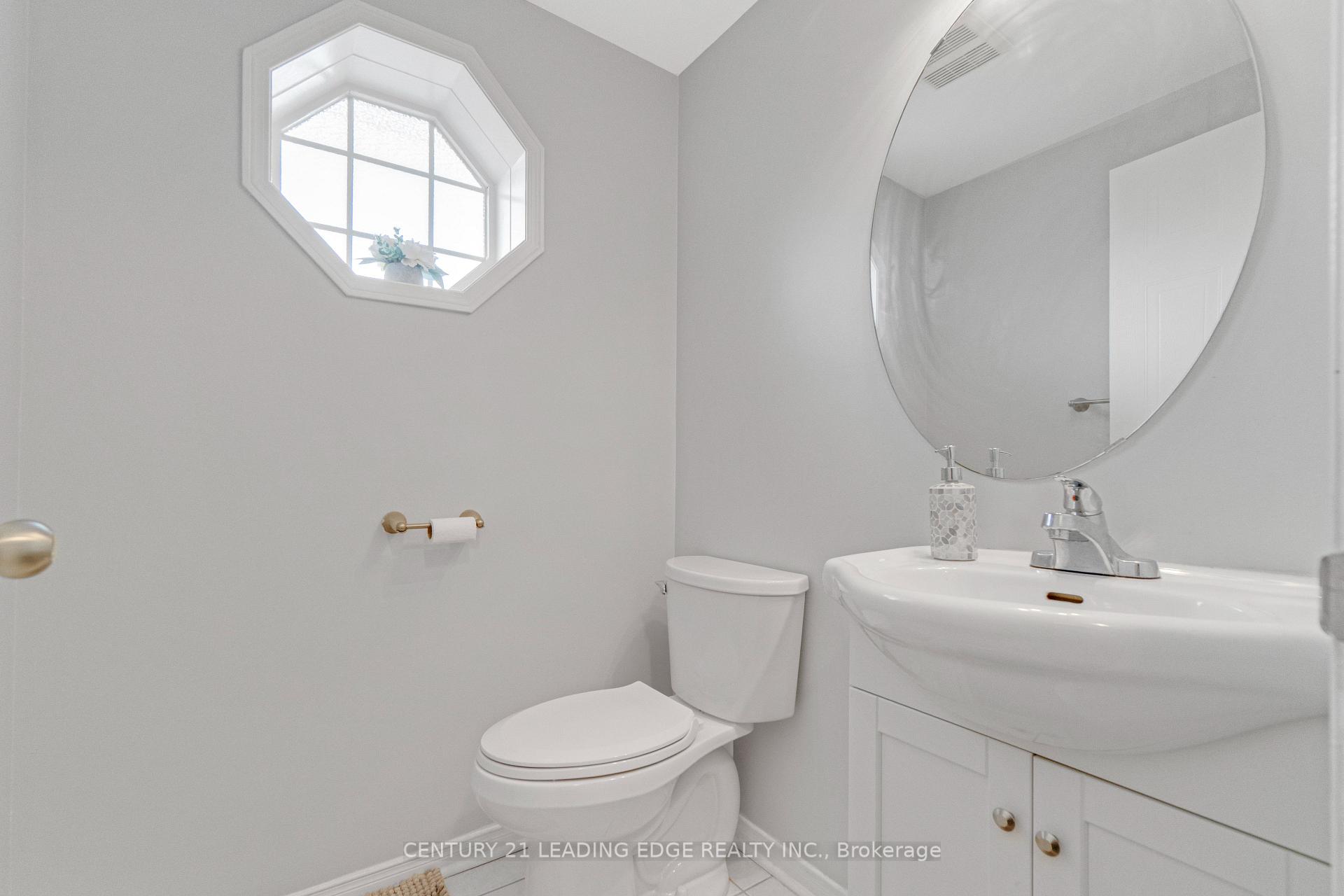 Photo 14 of 1296 Ashgrove Crescent, Oshawa, Pinecrest — HOMEH