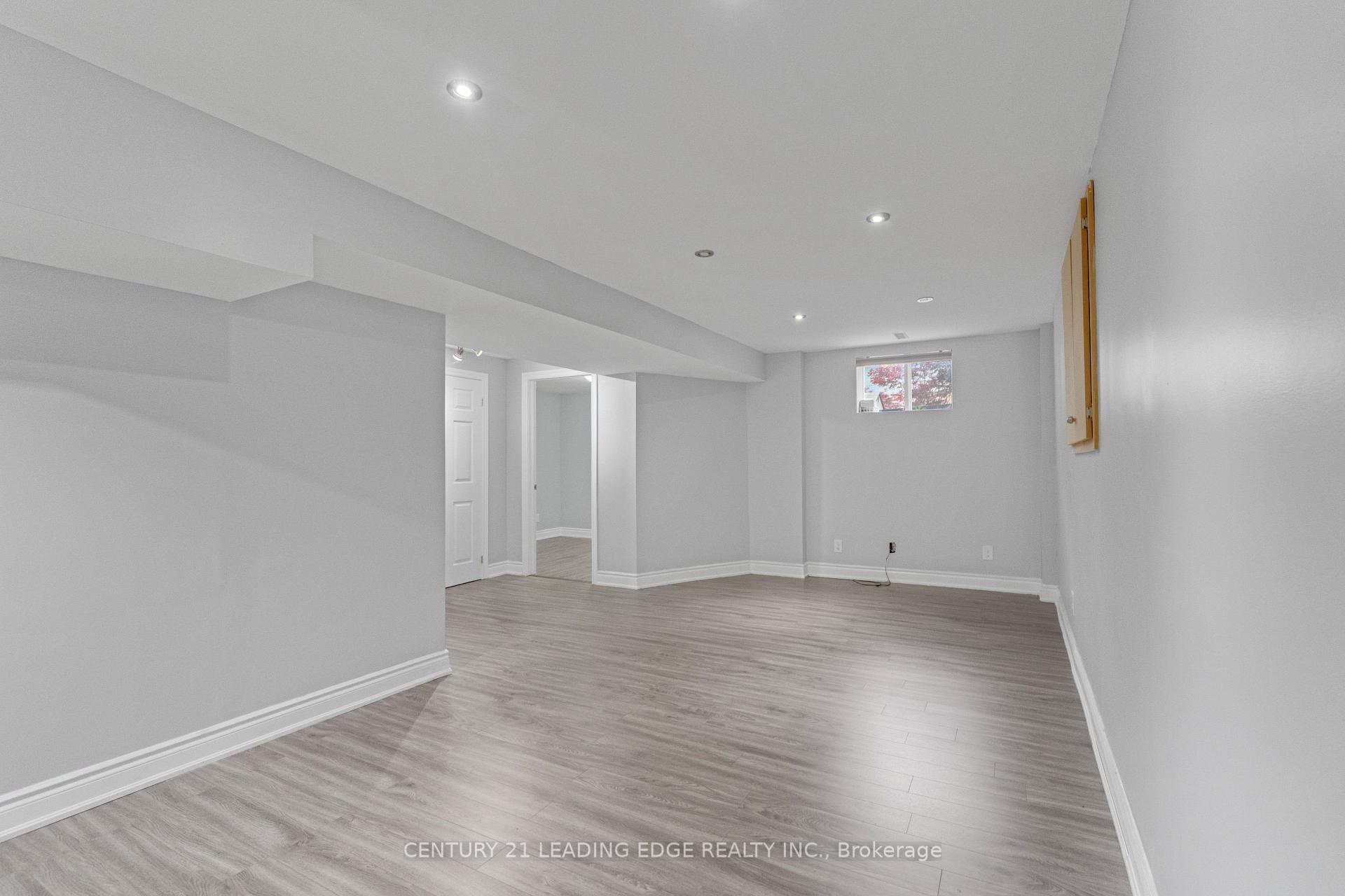 Photo 29 of 1296 Ashgrove Crescent, Oshawa, Pinecrest — HOMEH