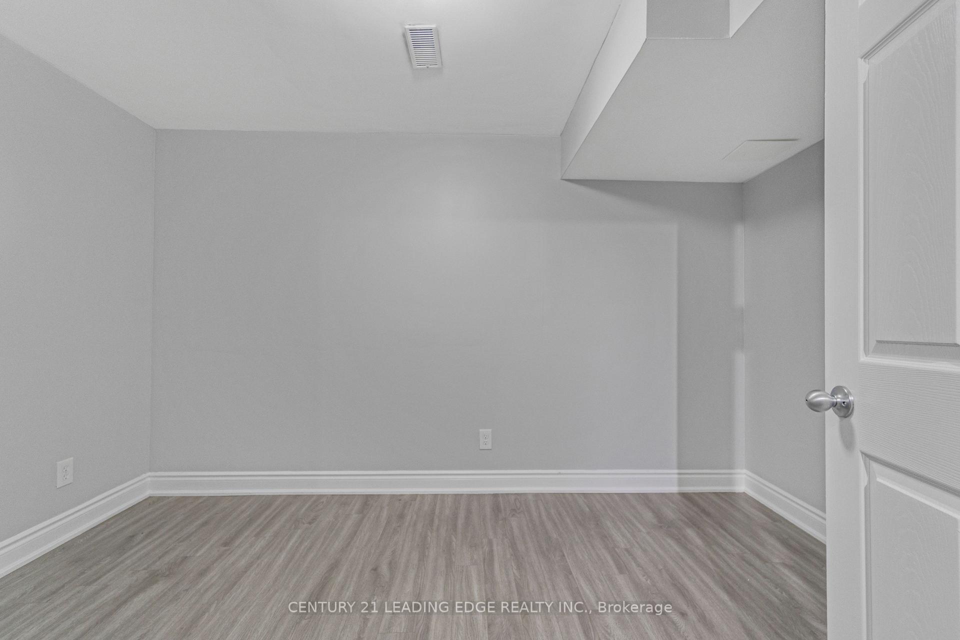 Photo 31 of 1296 Ashgrove Crescent, Oshawa, Pinecrest — HOMEH