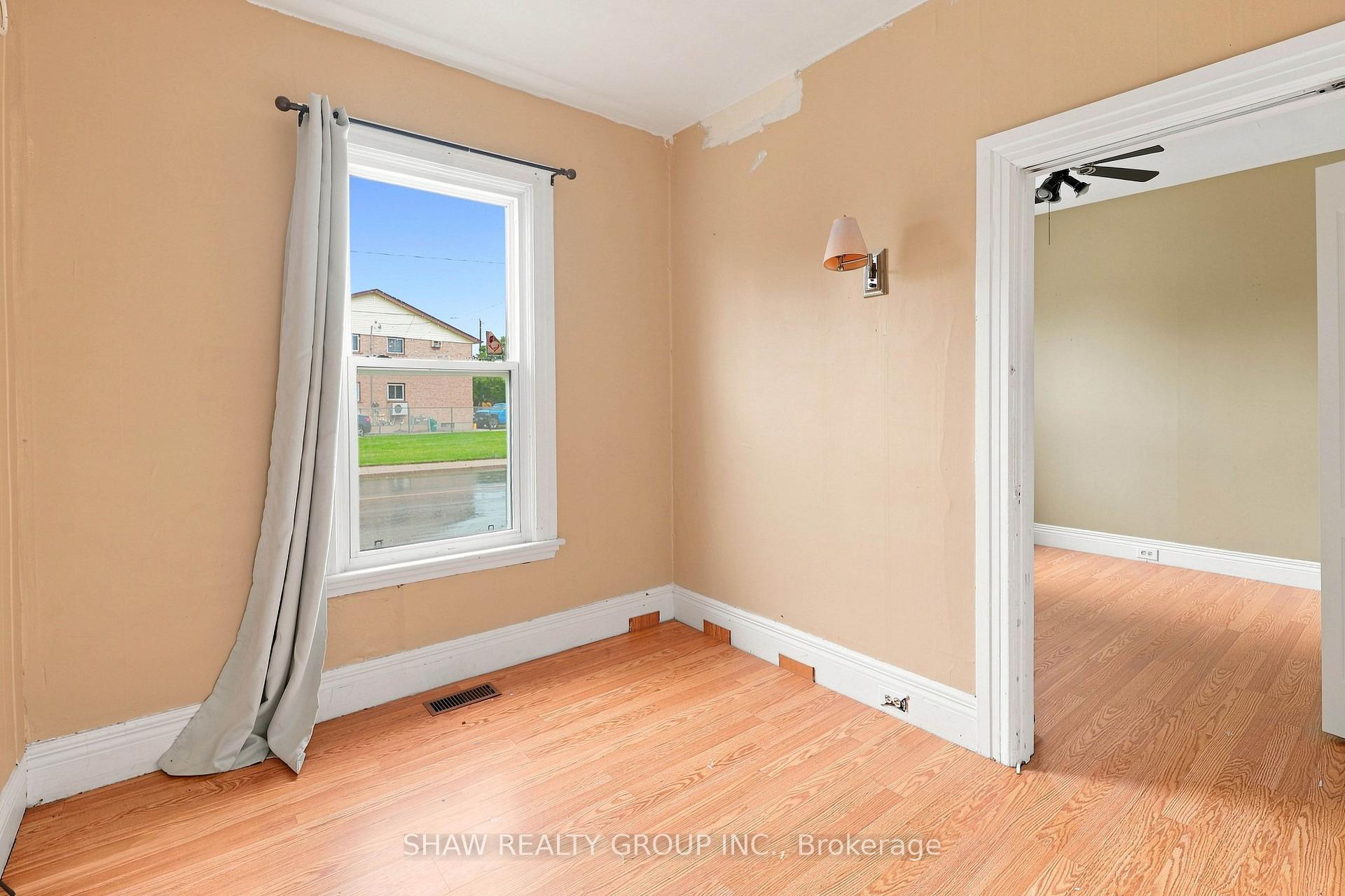 Photo 12 of 69 Stanley Street, Brantford, East Ward — HOMEH