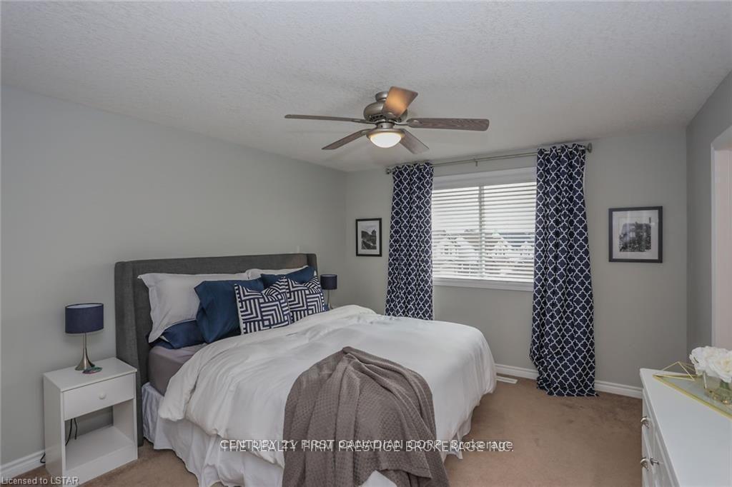 Photo 24 of 950 Oakcrossing Road, London, North M — HOMEH