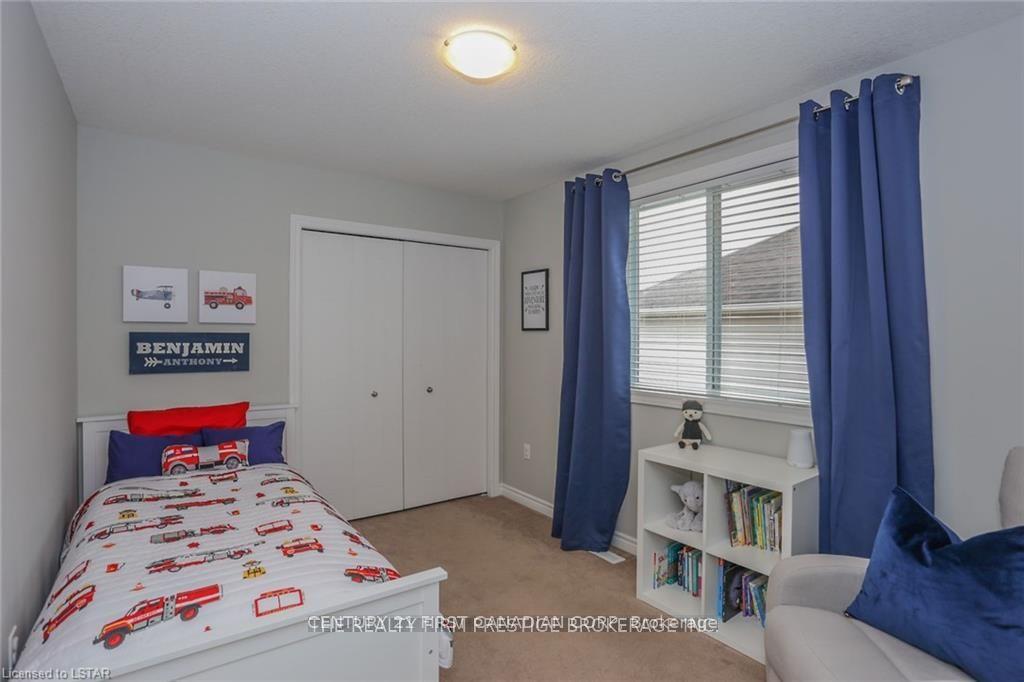 Photo 28 of 950 Oakcrossing Road, London, North M — HOMEH