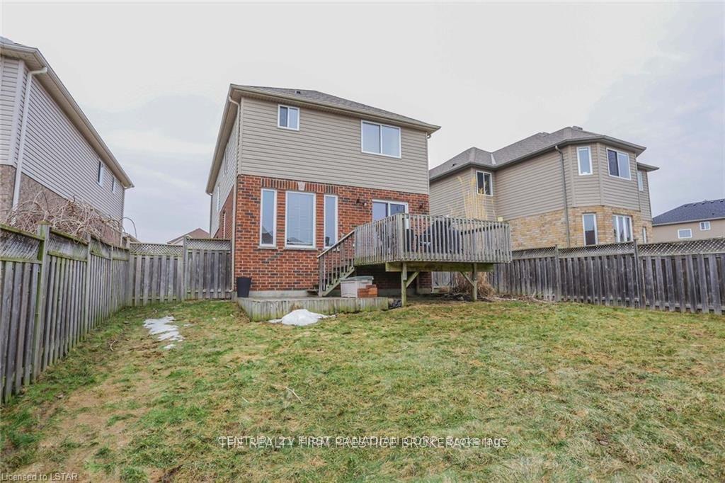Photo 36 of 950 Oakcrossing Road, London, North M — HOMEH