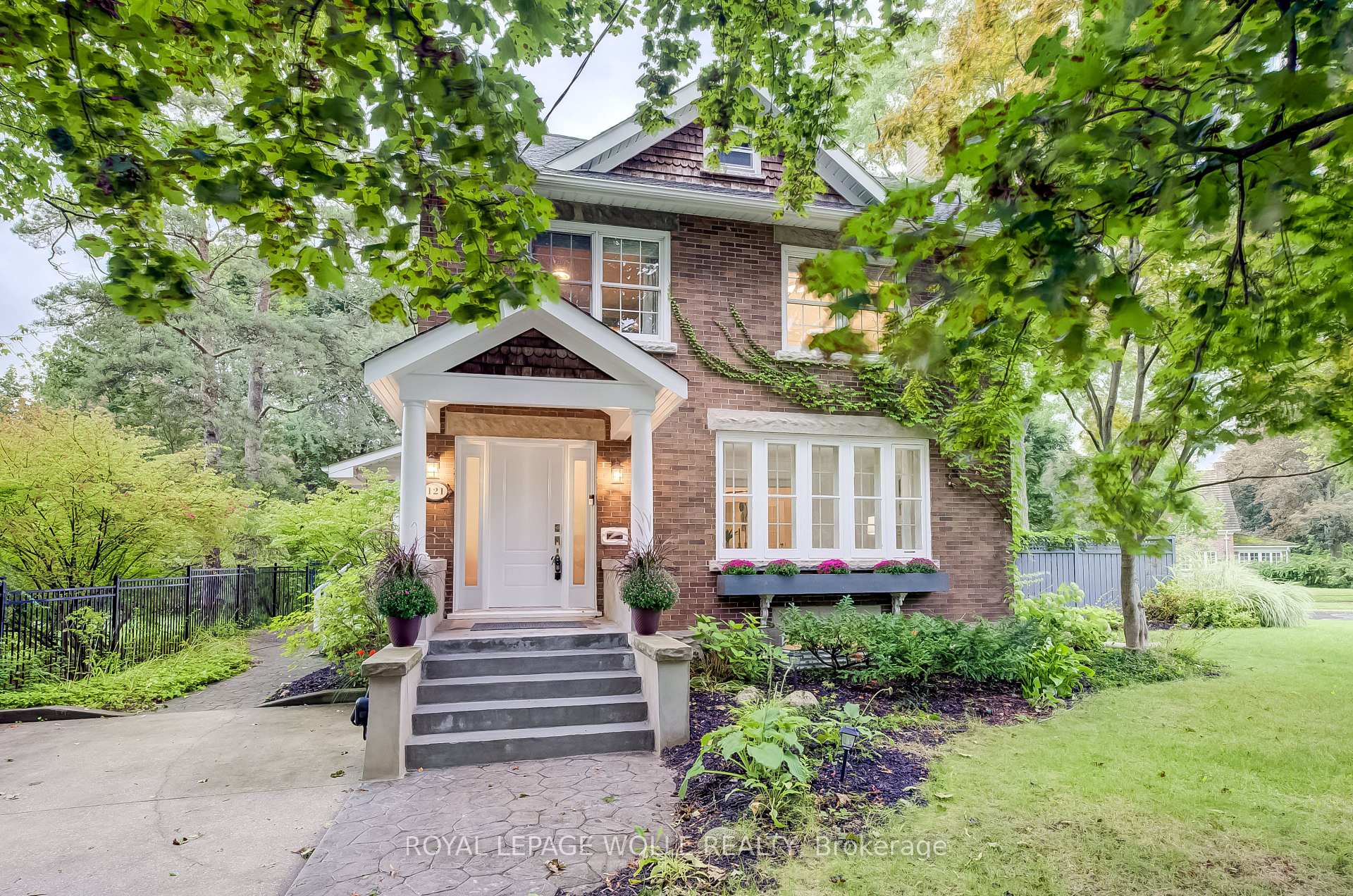Photo 1 of 121 Allen Street W, Waterloo, Uptown West — HOMEH