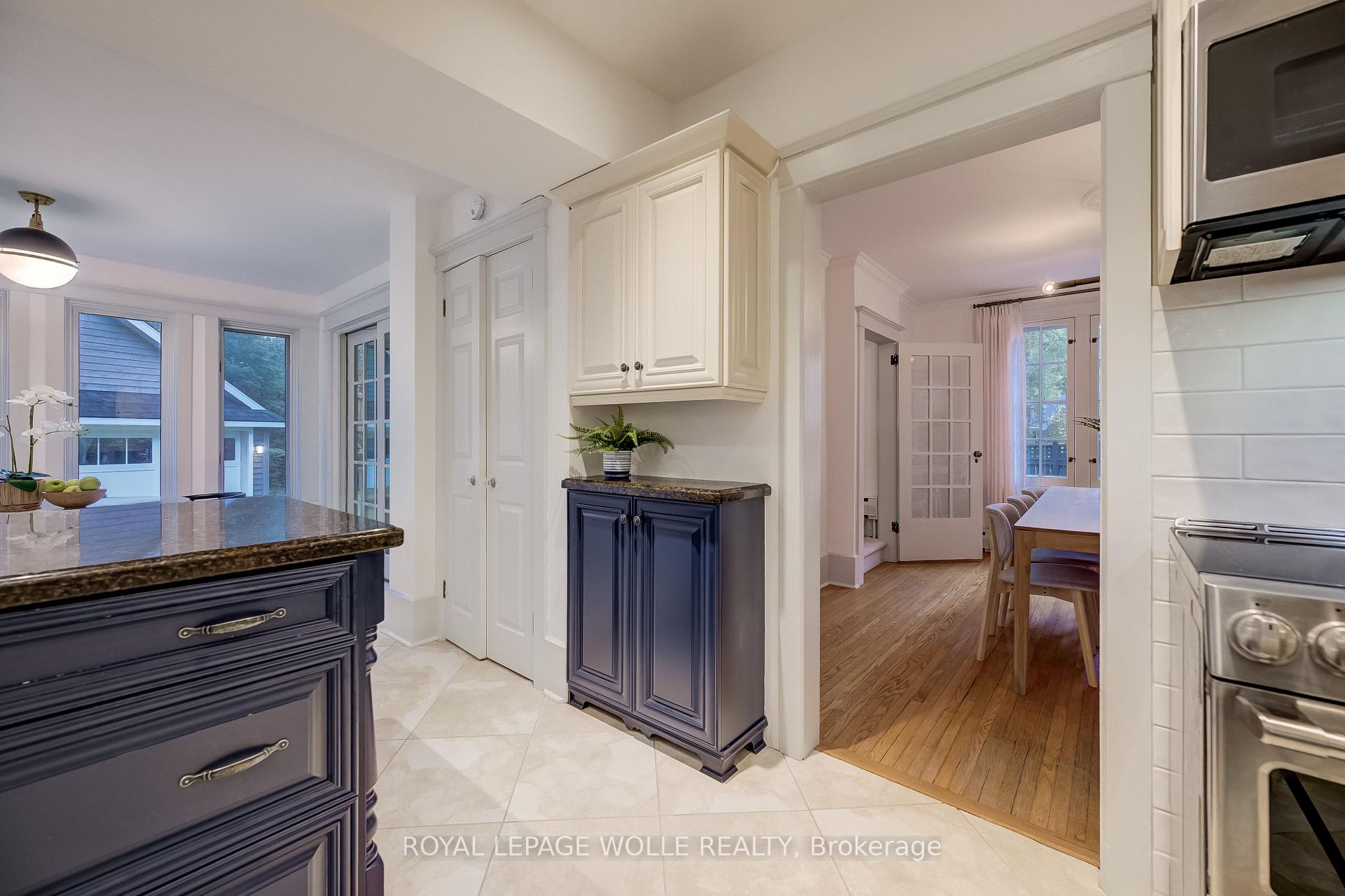 Photo 13 of 121 Allen Street W, Waterloo, Uptown West — HOMEH