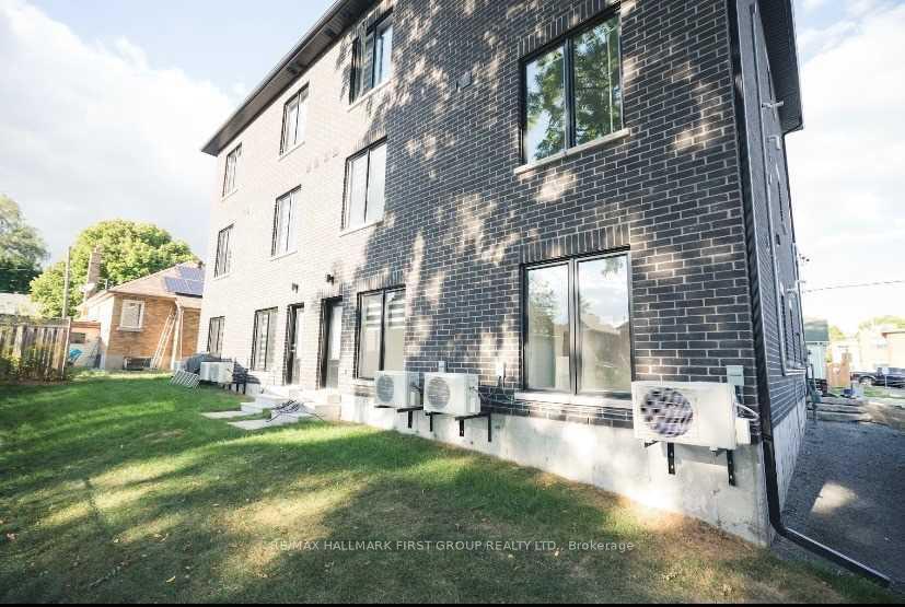 Photo 6 of 182 Prince Street, Oshawa, O'Neill — HOMEH