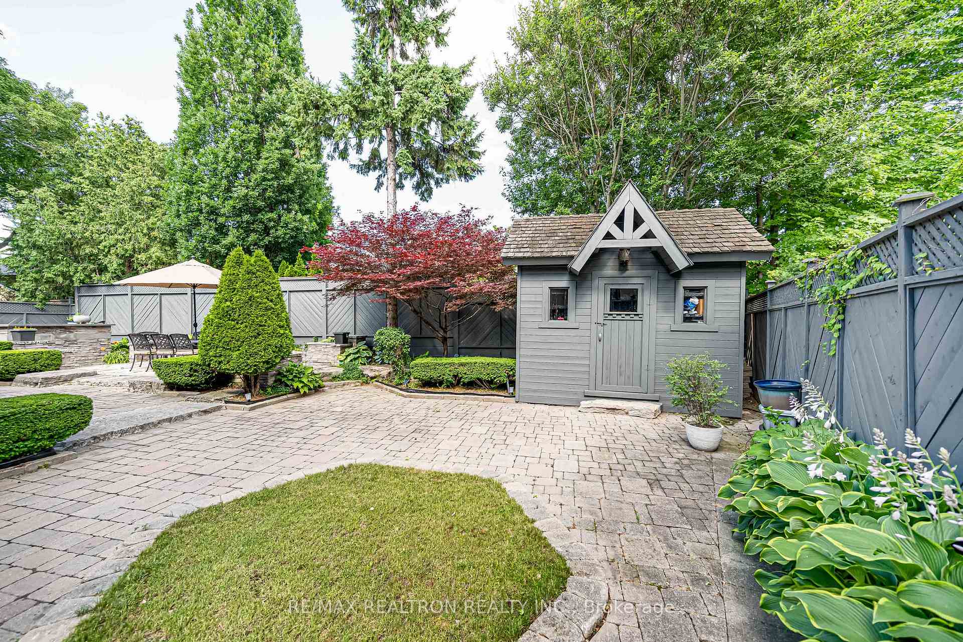 Photo 12 of 37 Stuart Crescent, North York, Lansing-Westgate — HOMEH