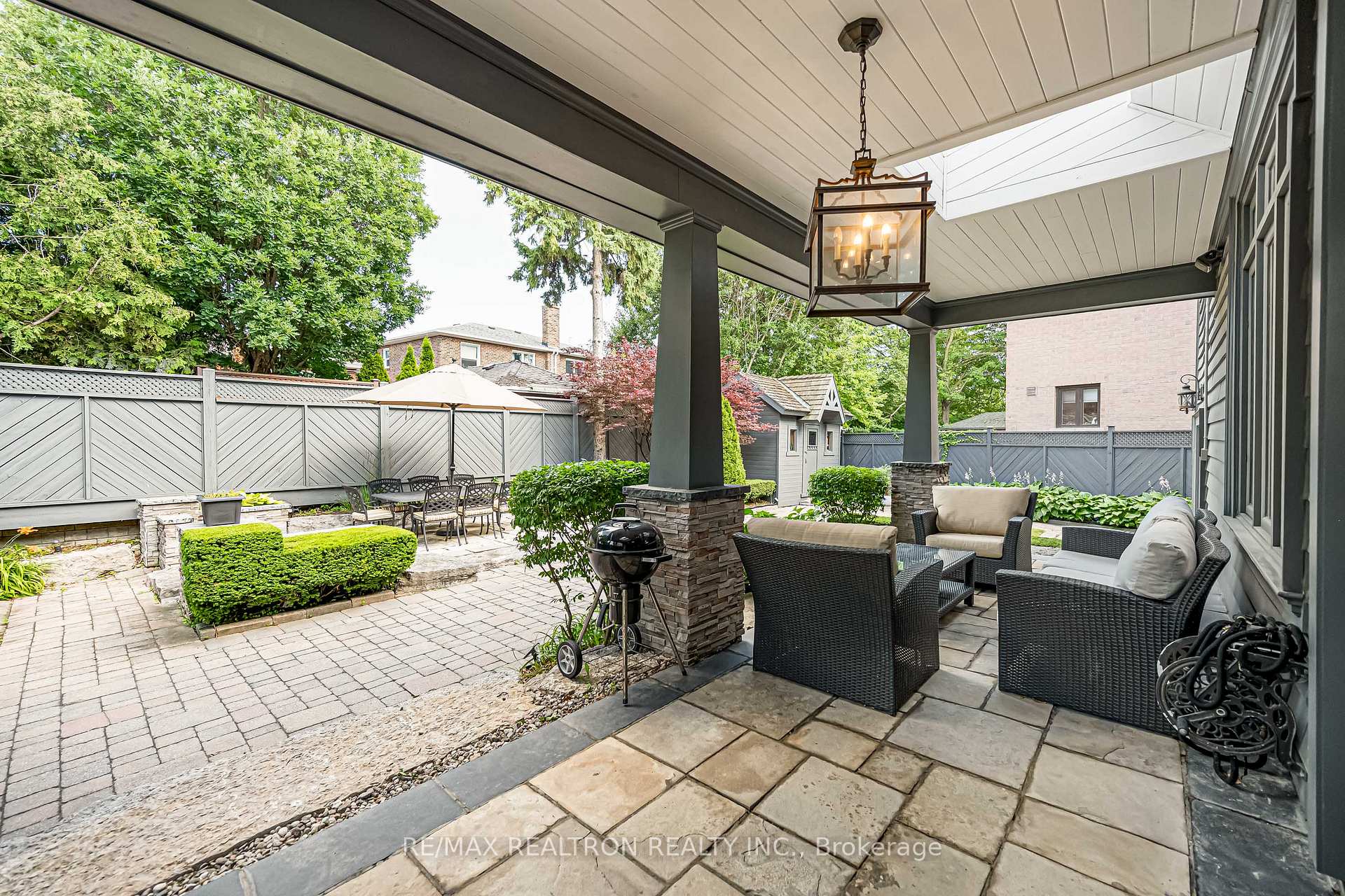 Photo 15 of 37 Stuart Crescent, North York, Lansing-Westgate — HOMEH