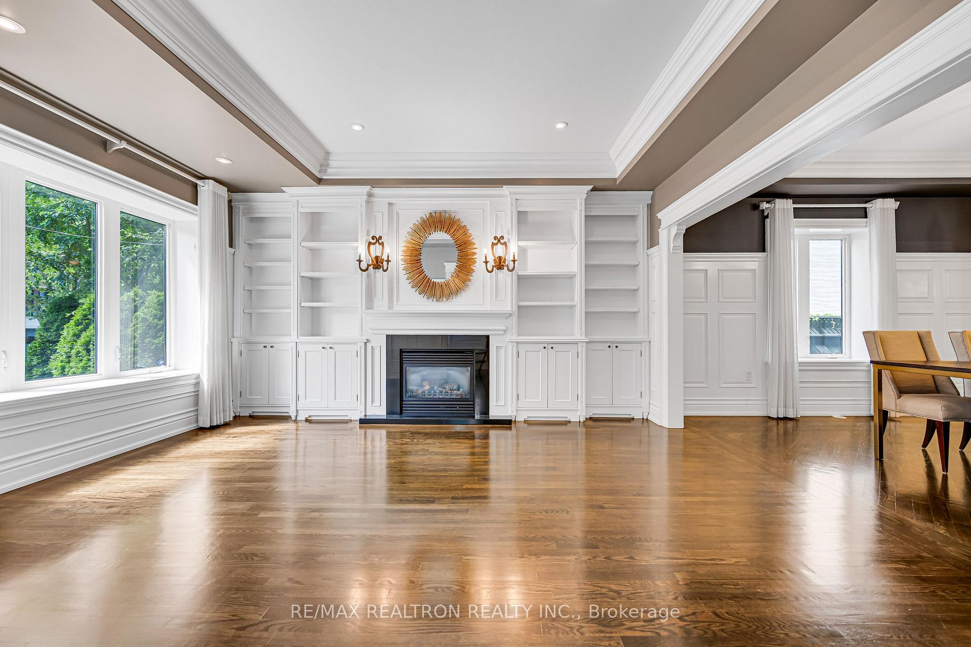 Photo 24 of 37 Stuart Crescent, North York, Lansing-Westgate — HOMEH