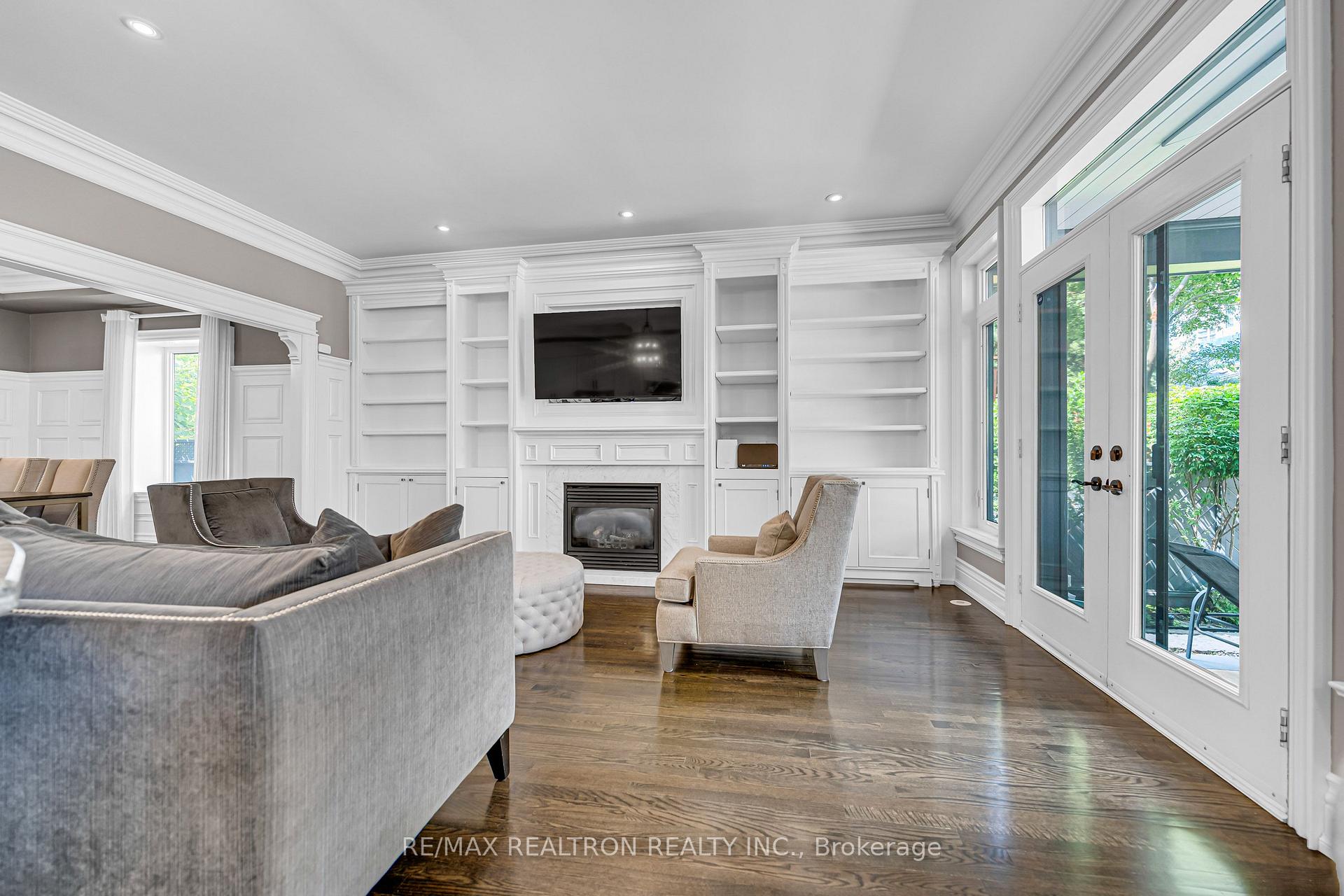 Photo 33 of 37 Stuart Crescent, North York, Lansing-Westgate — HOMEH