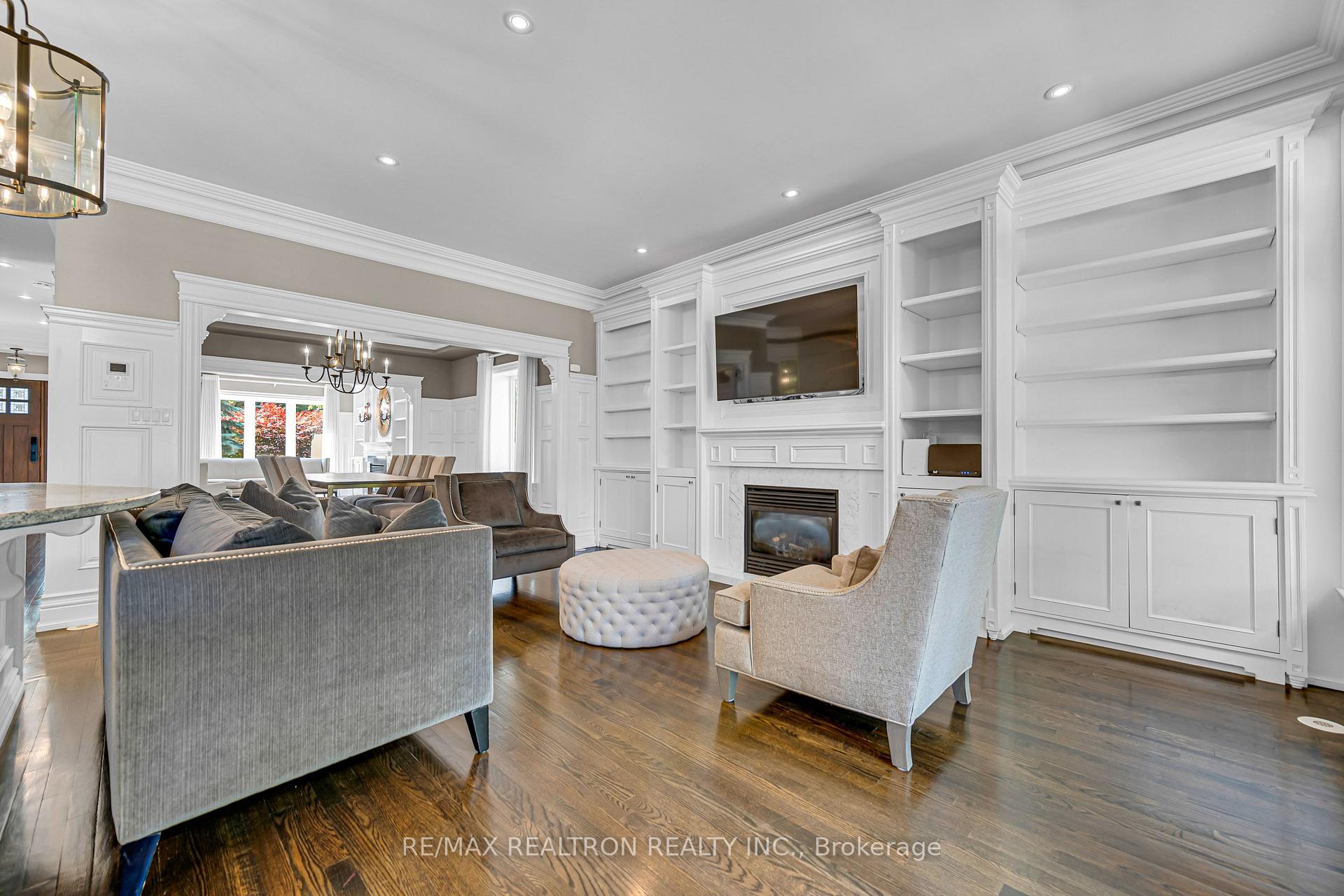 Photo 34 of 37 Stuart Crescent, North York, Lansing-Westgate — HOMEH