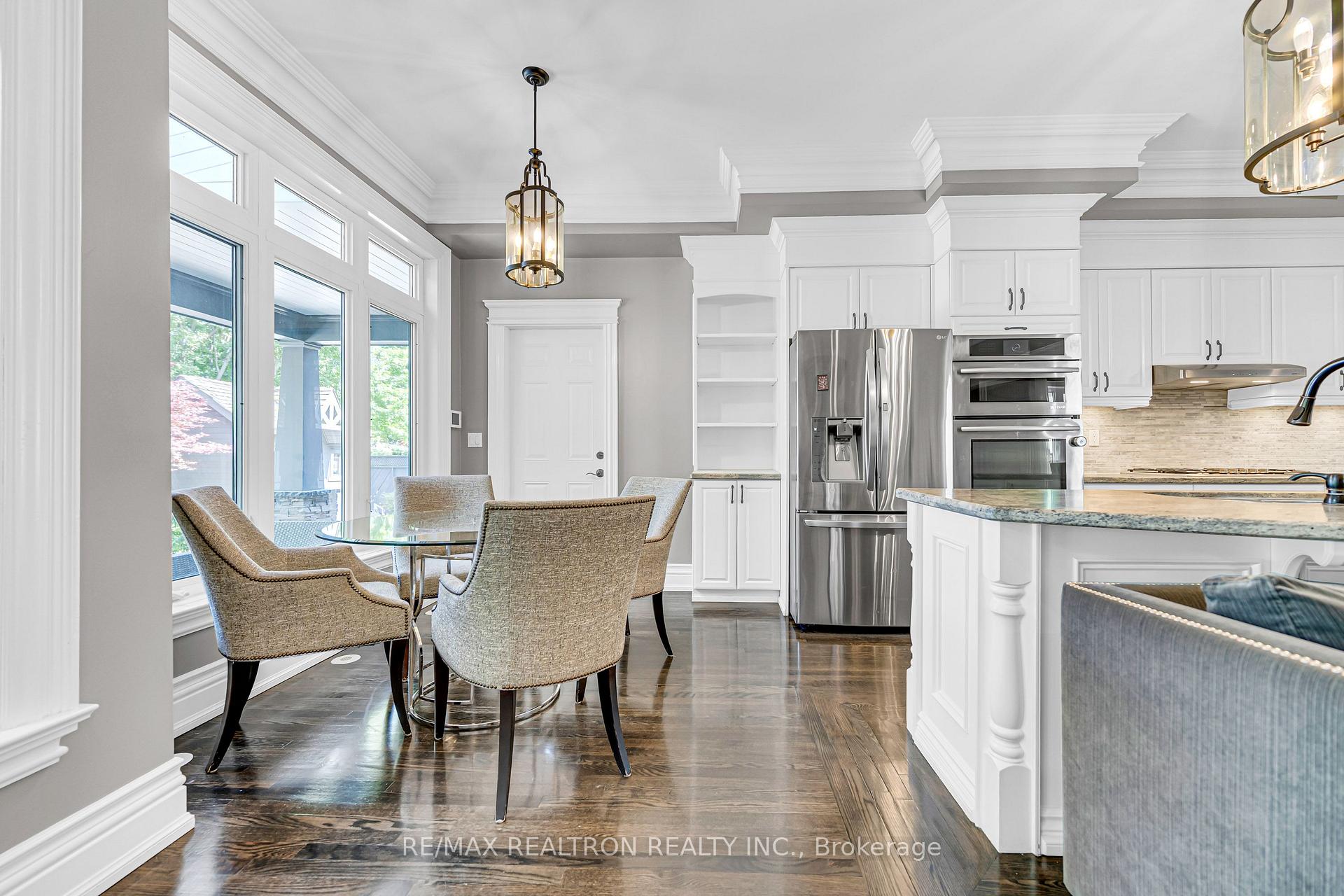 Photo 35 of 37 Stuart Crescent, North York, Lansing-Westgate — HOMEH