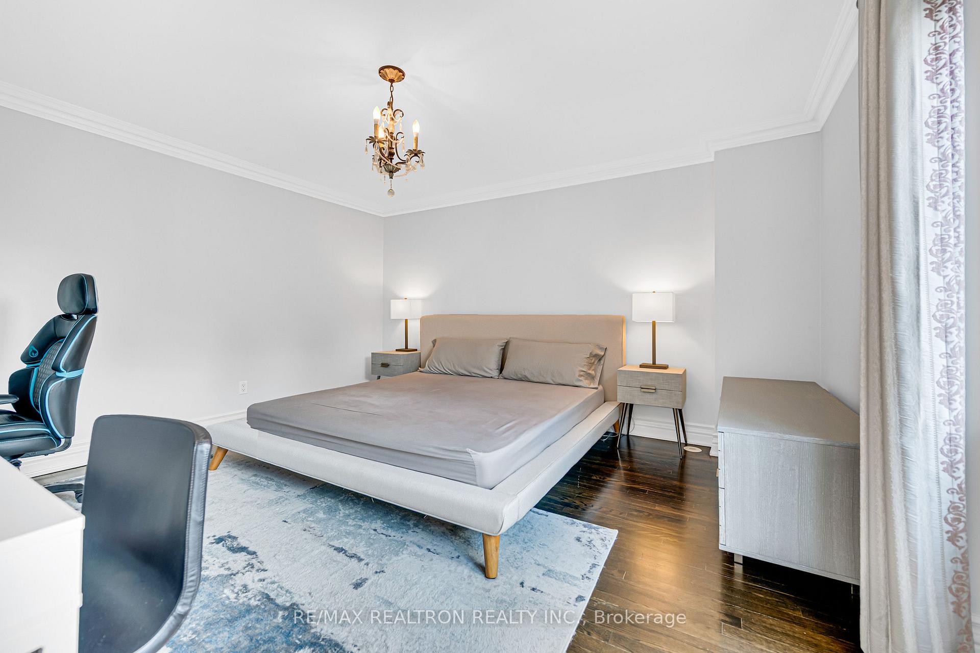 Photo 42 of 37 Stuart Crescent, North York, Lansing-Westgate — HOMEH