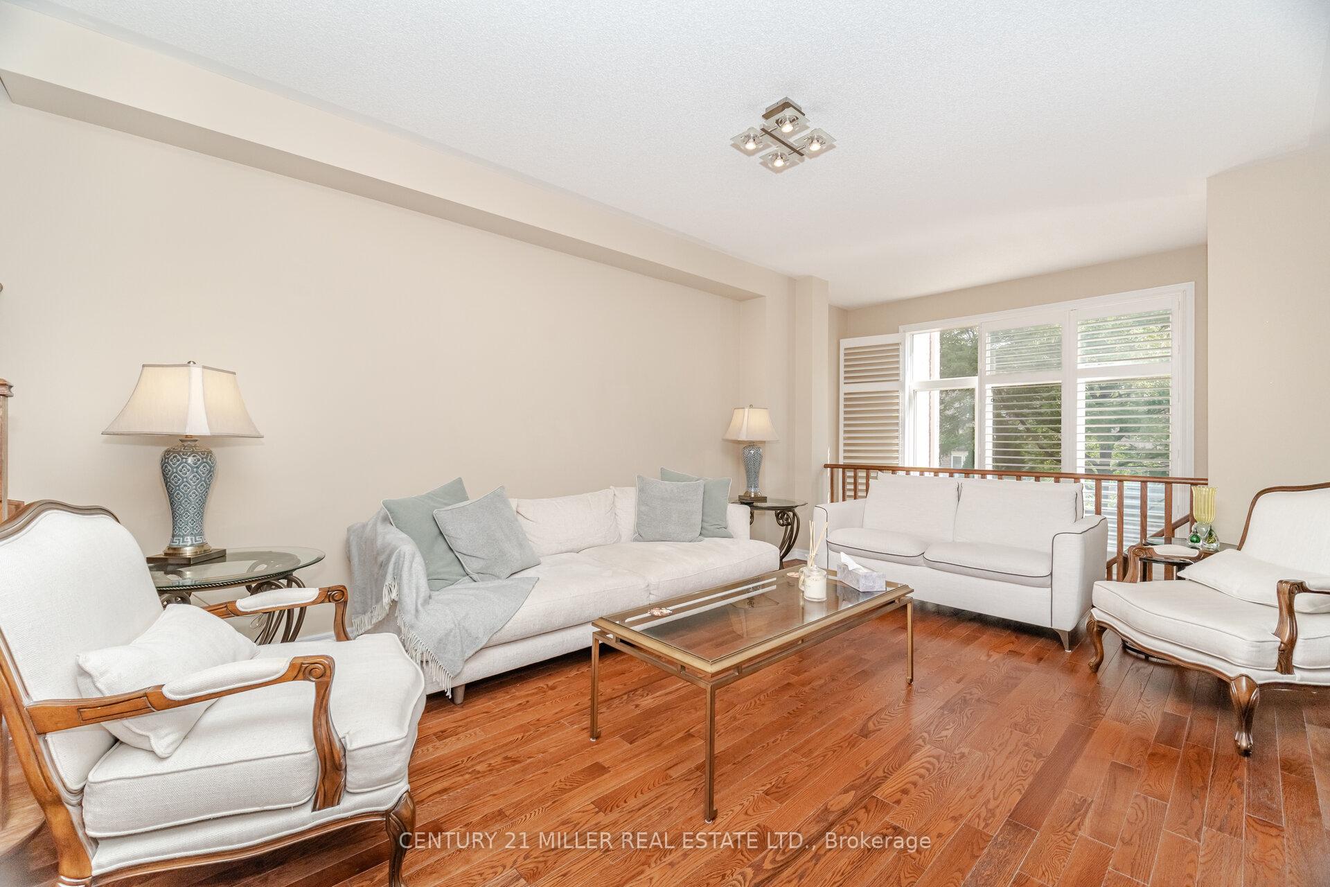 Photo 14 of 2191 Emily Circle, Oakville, Bronte Creek — HOMEH