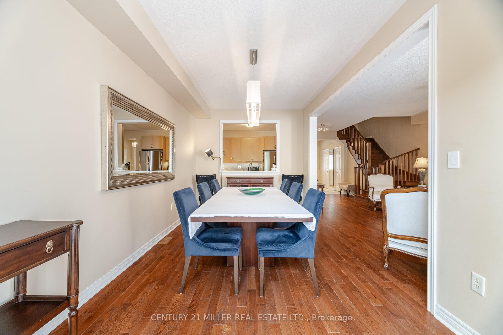 Photo 17 of 2191 Emily Circle, Oakville, Bronte Creek — HOMEH