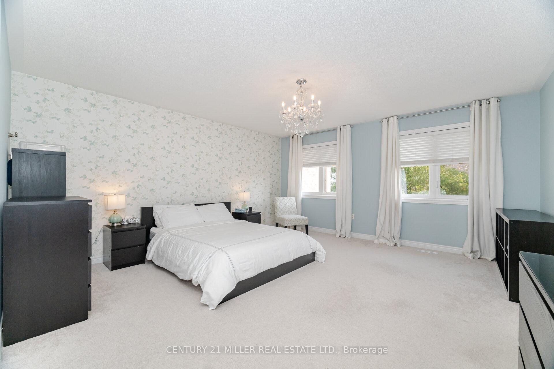 Photo 22 of 2191 Emily Circle, Oakville, Bronte Creek — HOMEH