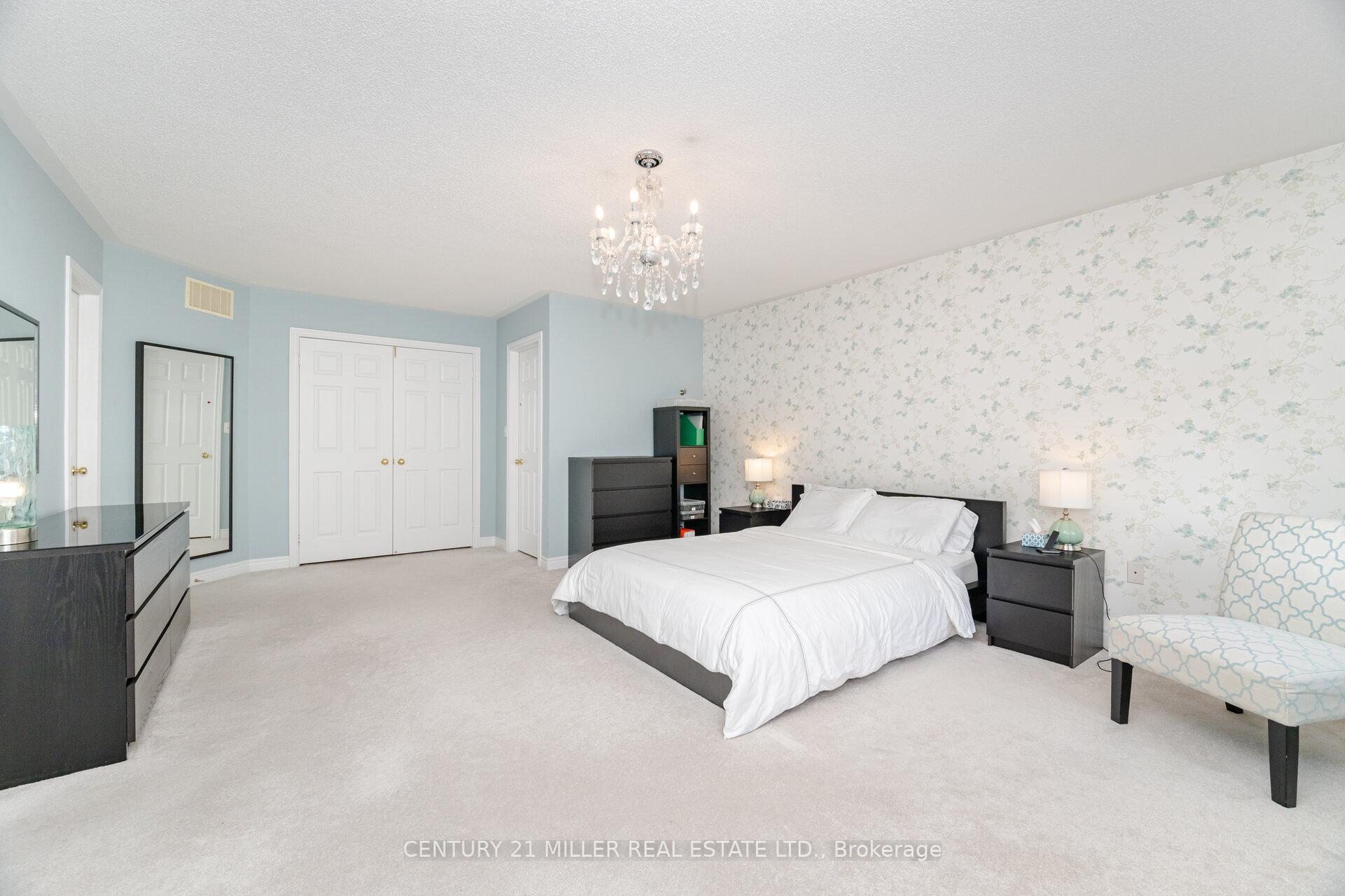 Photo 23 of 2191 Emily Circle, Oakville, Bronte Creek — HOMEH
