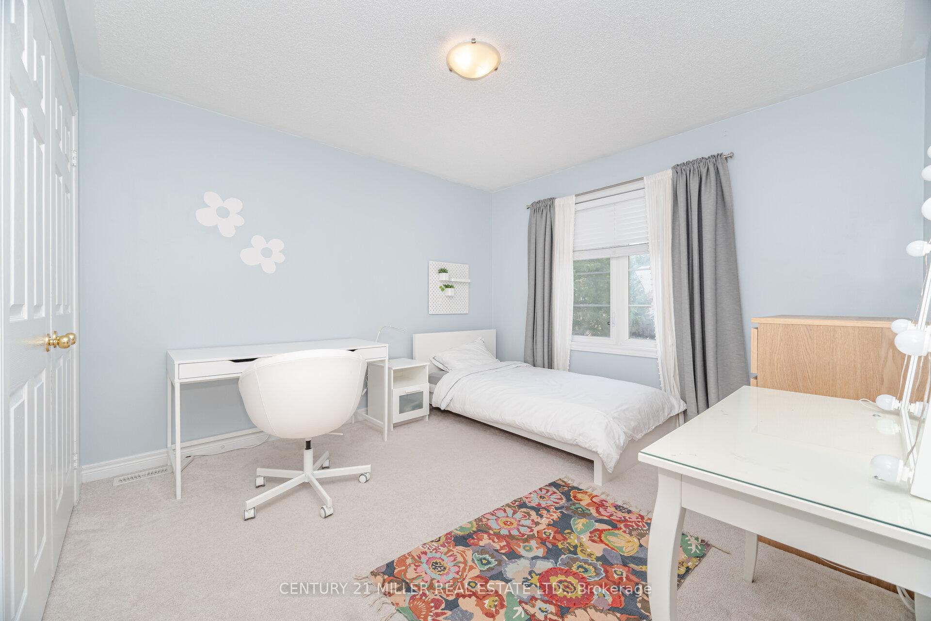 Photo 27 of 2191 Emily Circle, Oakville, Bronte Creek — HOMEH