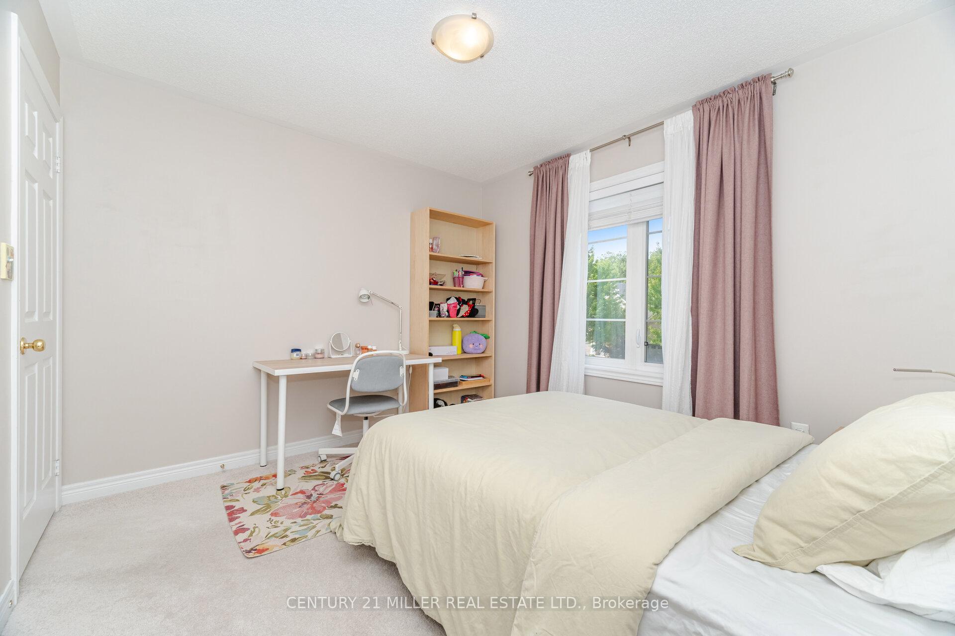 Photo 30 of 2191 Emily Circle, Oakville, Bronte Creek — HOMEH