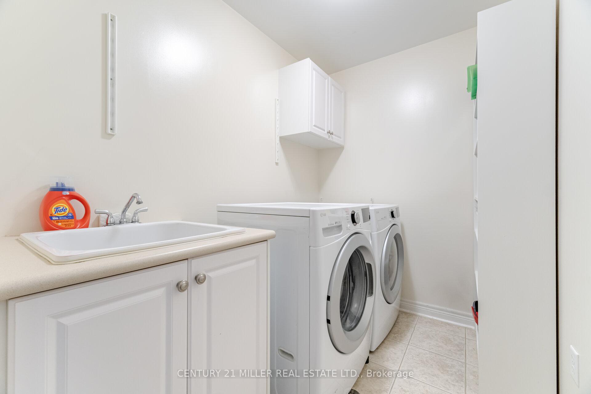 Photo 32 of 2191 Emily Circle, Oakville, Bronte Creek — HOMEH